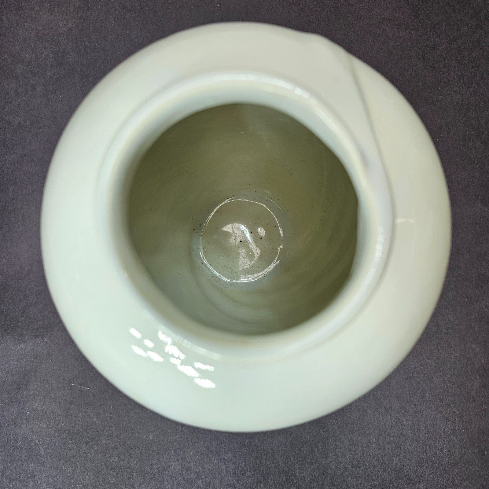 Vintage Haeger Pottery Streamline Swirl Vase 919-08 White Glaze