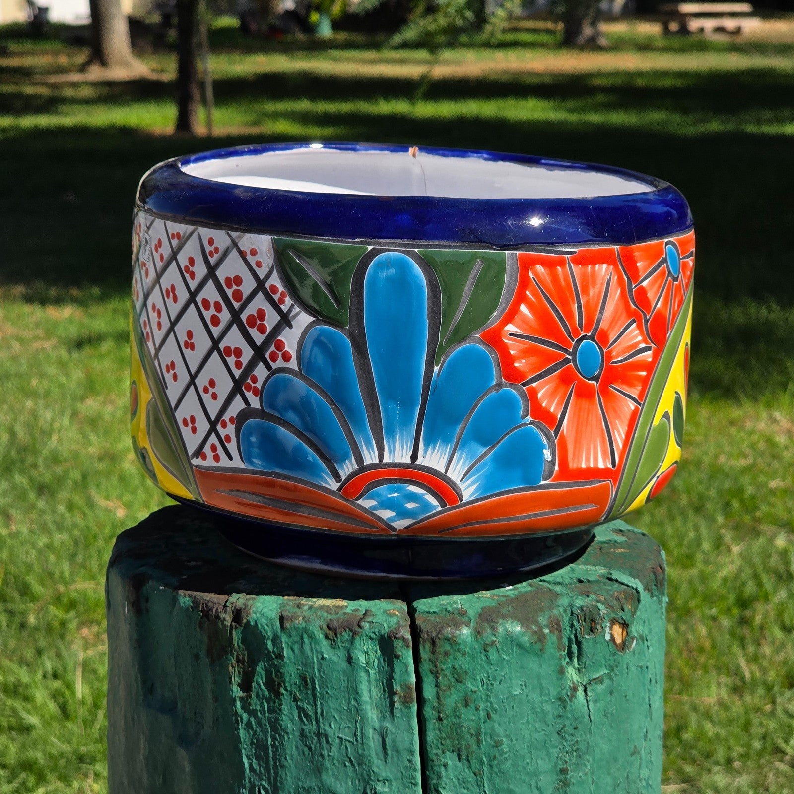 Mexican Talavera Style Hand-Painted Pottery Planter Pot 8.5"Dia x 6"H