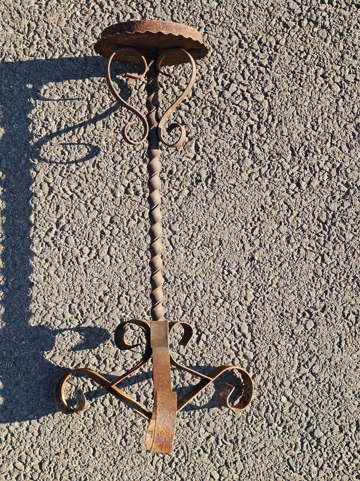 Rusty Scrolled Metal Candle Holder / Plant Stand 20.5"H