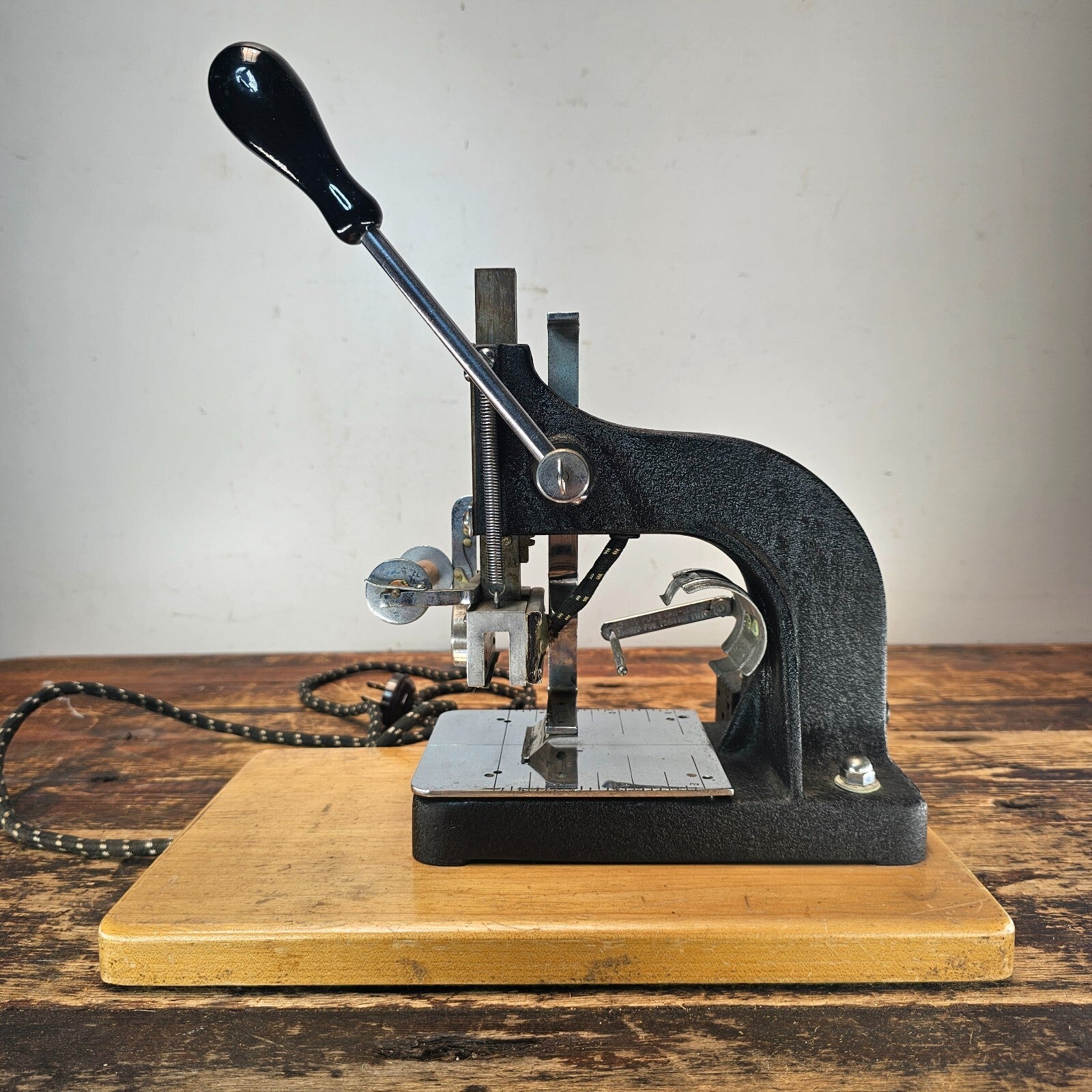 Kingsley Gold Hot Foil Stamping Machine
