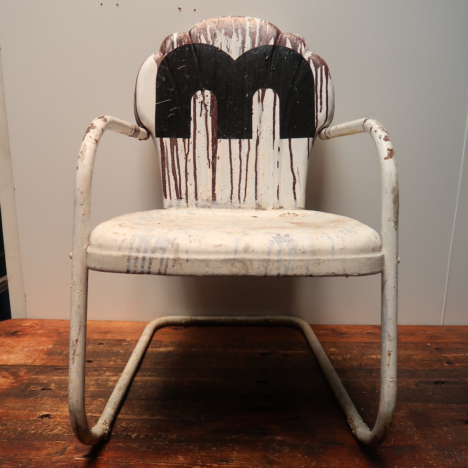 Vintage Metal Lawn Chair Clam Shell Scalloped Back