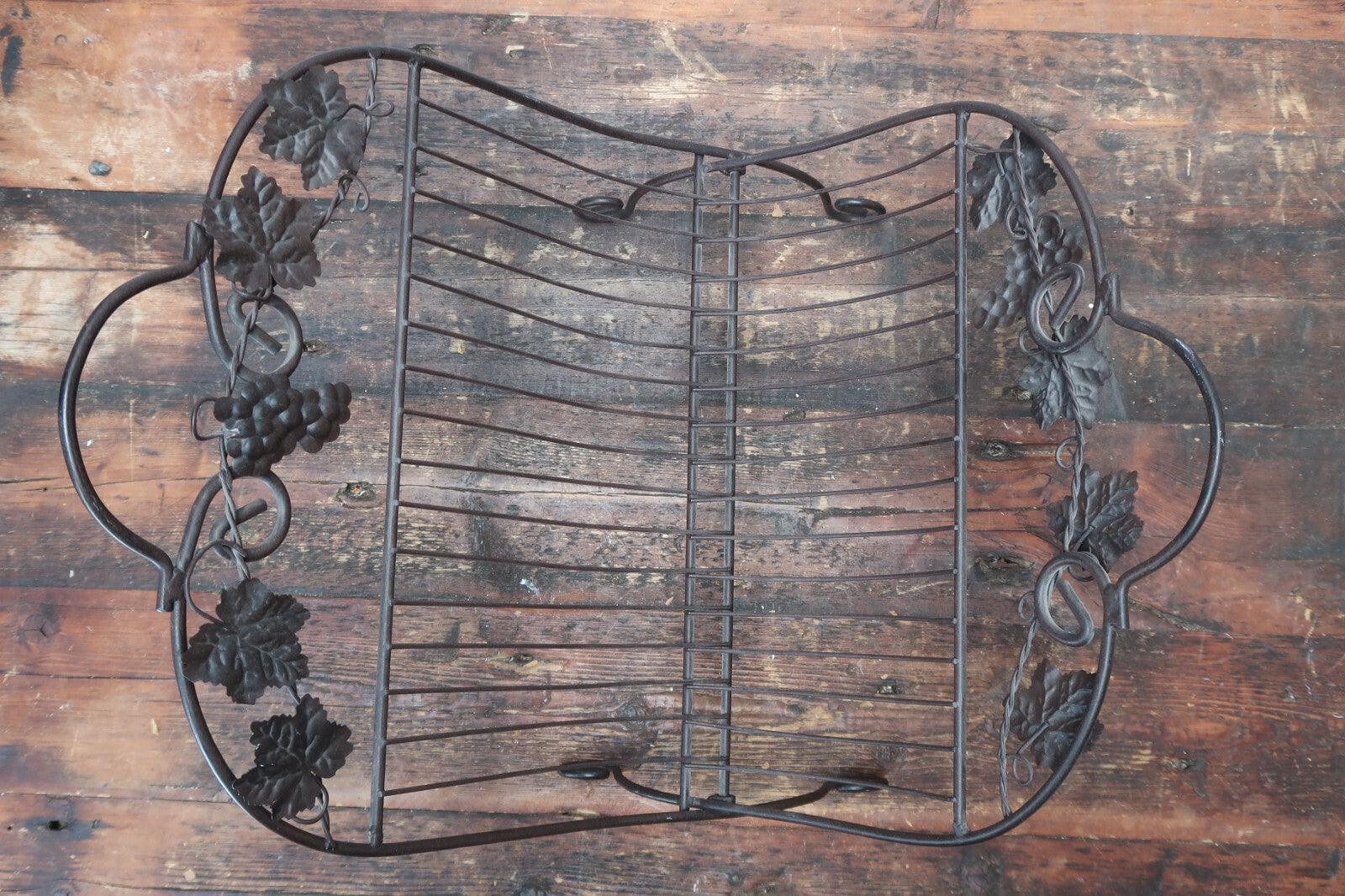 Dark Brown Iron Wire Magazine Rack Grapes H 15.5" x W 16" x D 18.5"
