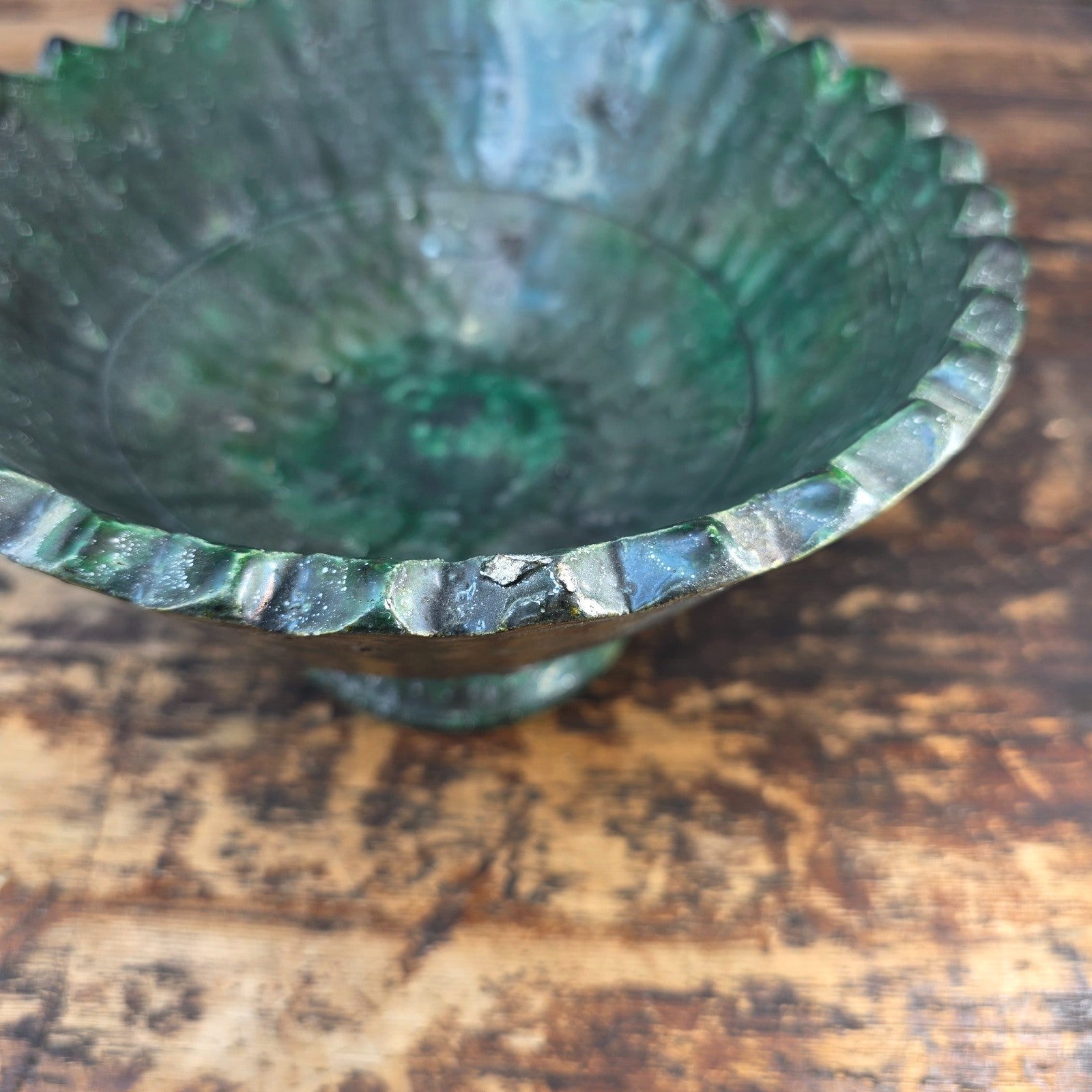 Tamegroute Green Pedestal Bowl with 15 African Soapstone Rhino Figurines