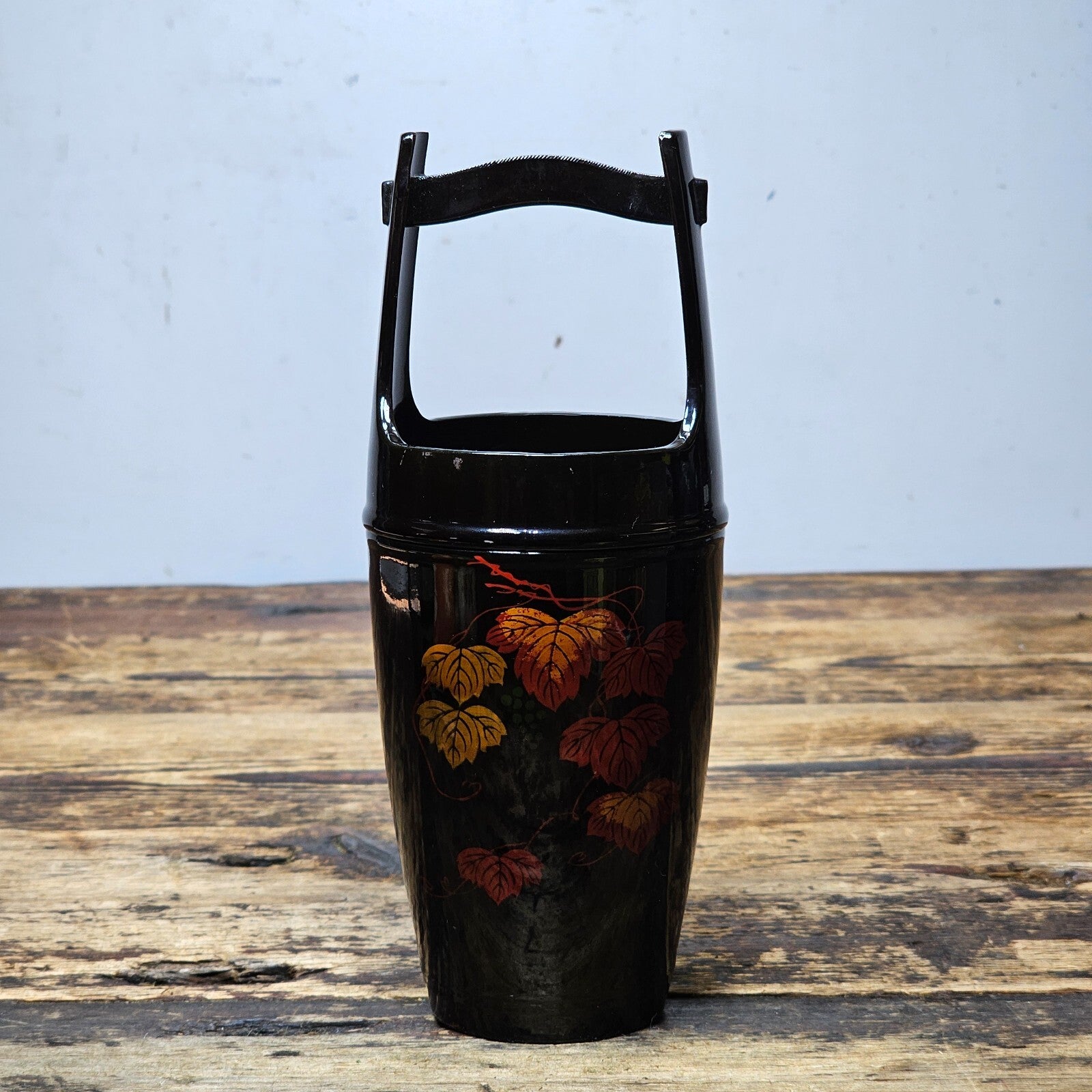 Vintage Yakumo-nuri Lacquerware Ikebana Vase | "Floating" Grape Leaves 8"H