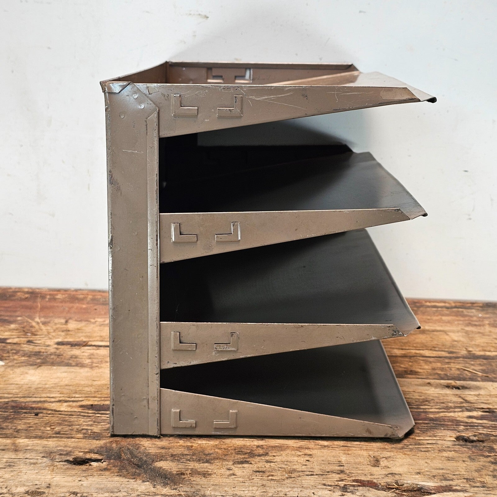 Vintage Hunt Lit-Ning 4-Tier Wall-Mounted / Desktop Steel File Organizer
