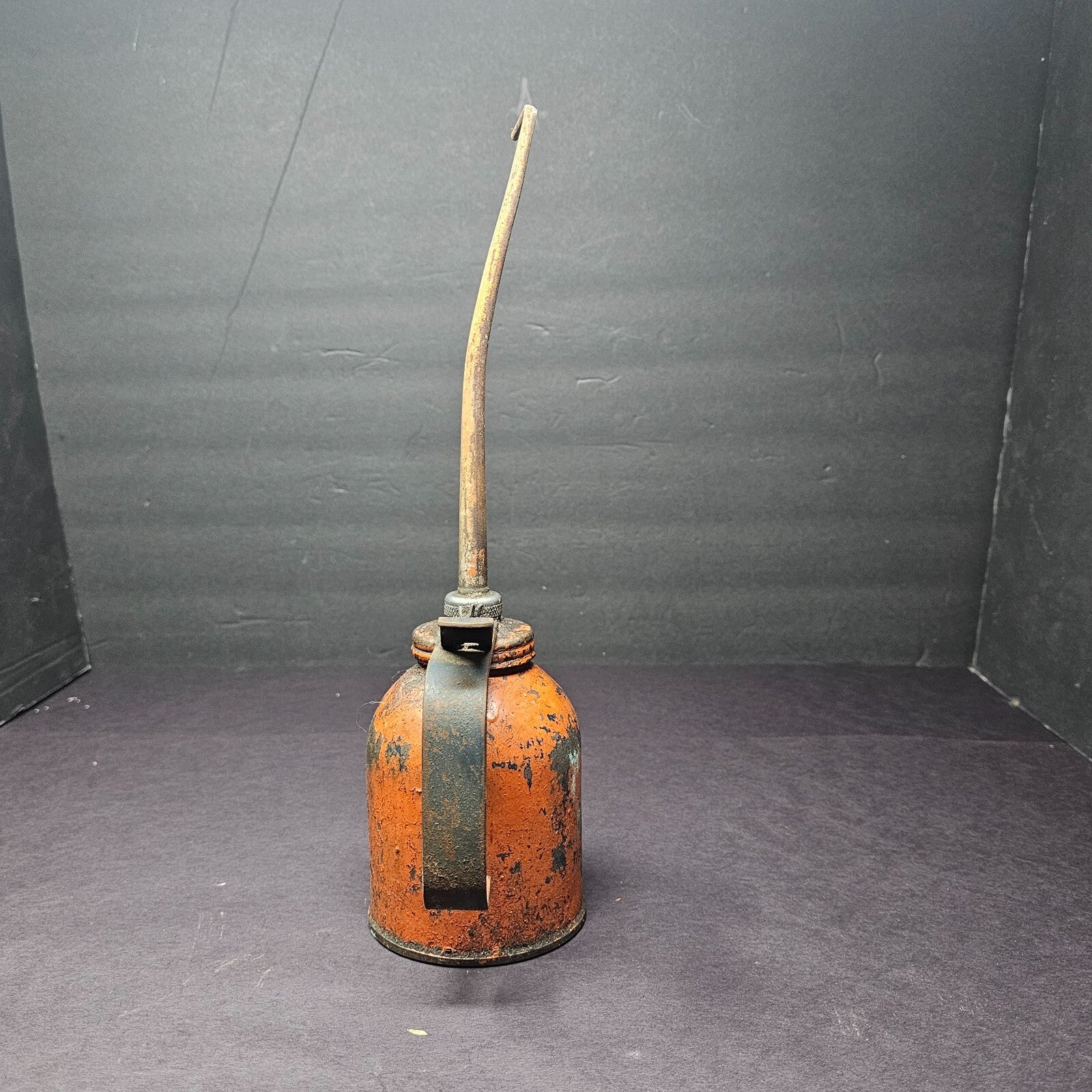 Vintage Eagle Oiler