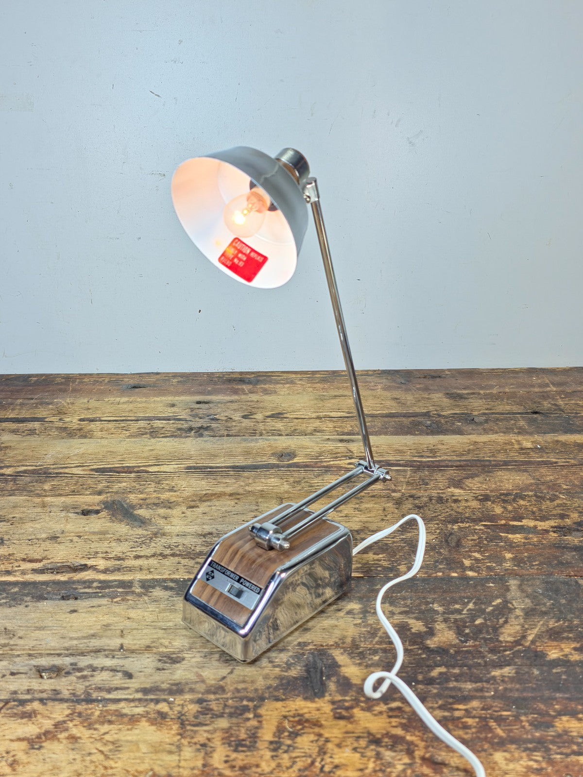 Vintage High Intensity Desk Lamp Model 4202 Transformer Powered NOS Taiwan