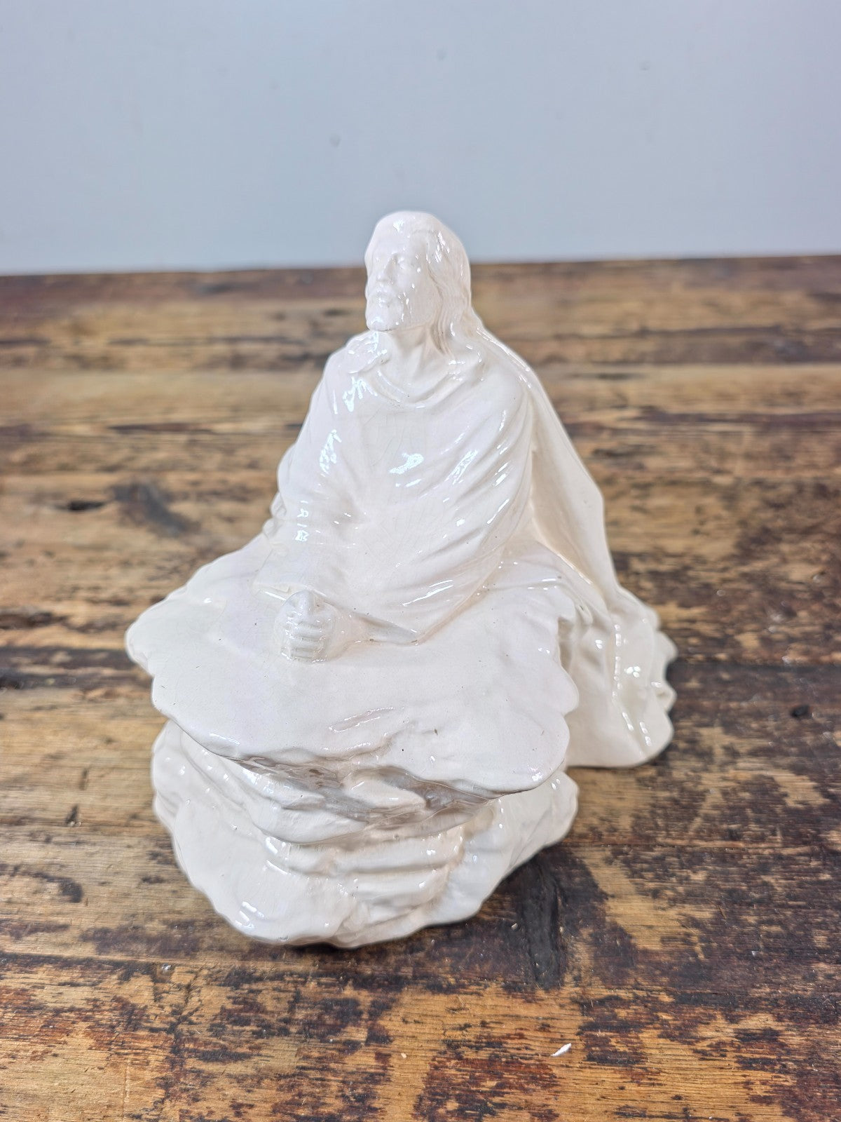 Vintage Byron Molds Jesus at the Rock White Glazed Ceramic Statue 7"