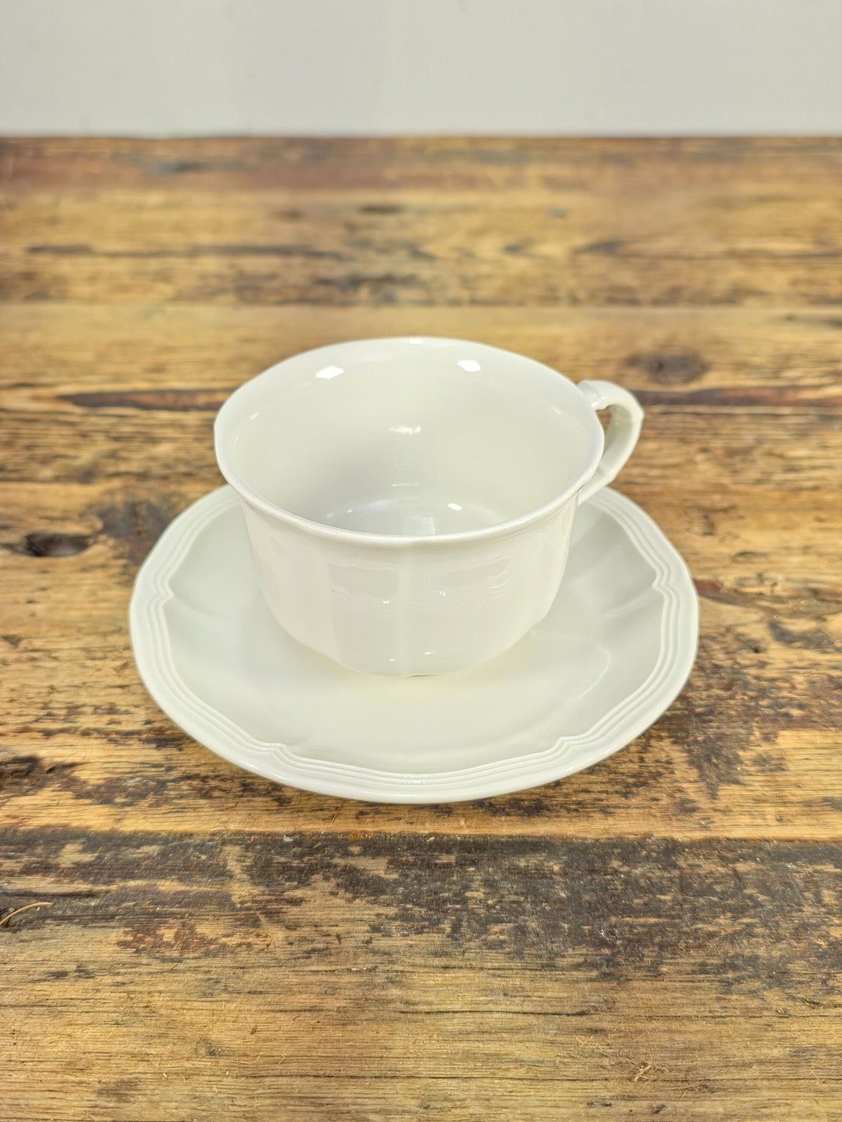 Villeroy & Boch Manoir Flat Cup & Saucer