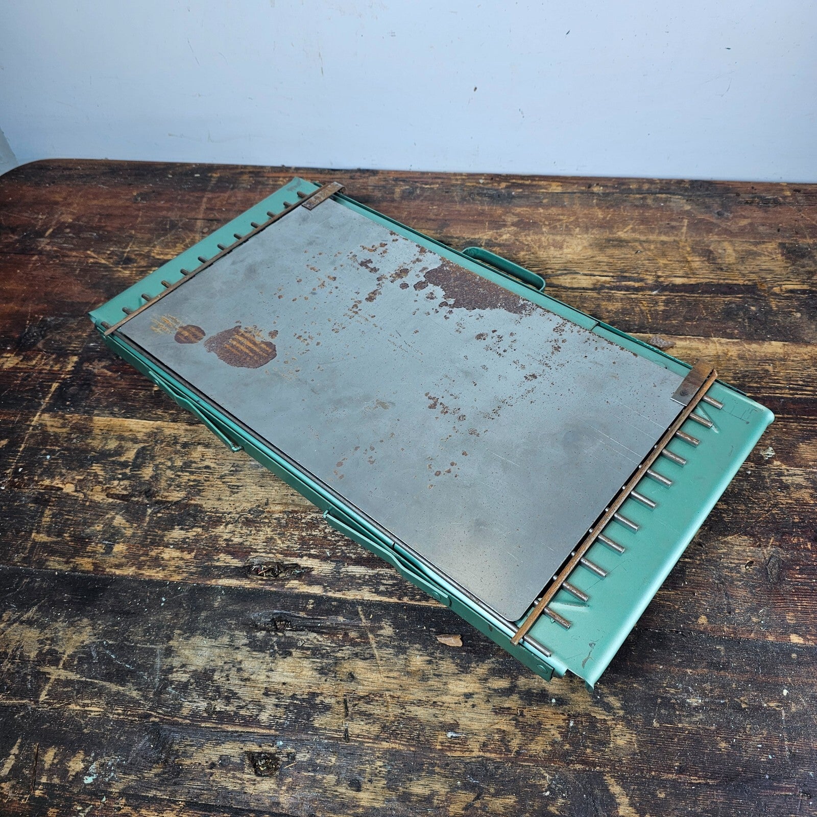1960s Foldaway Picnic Grille Holland Industries Inc. Buffalo, New York