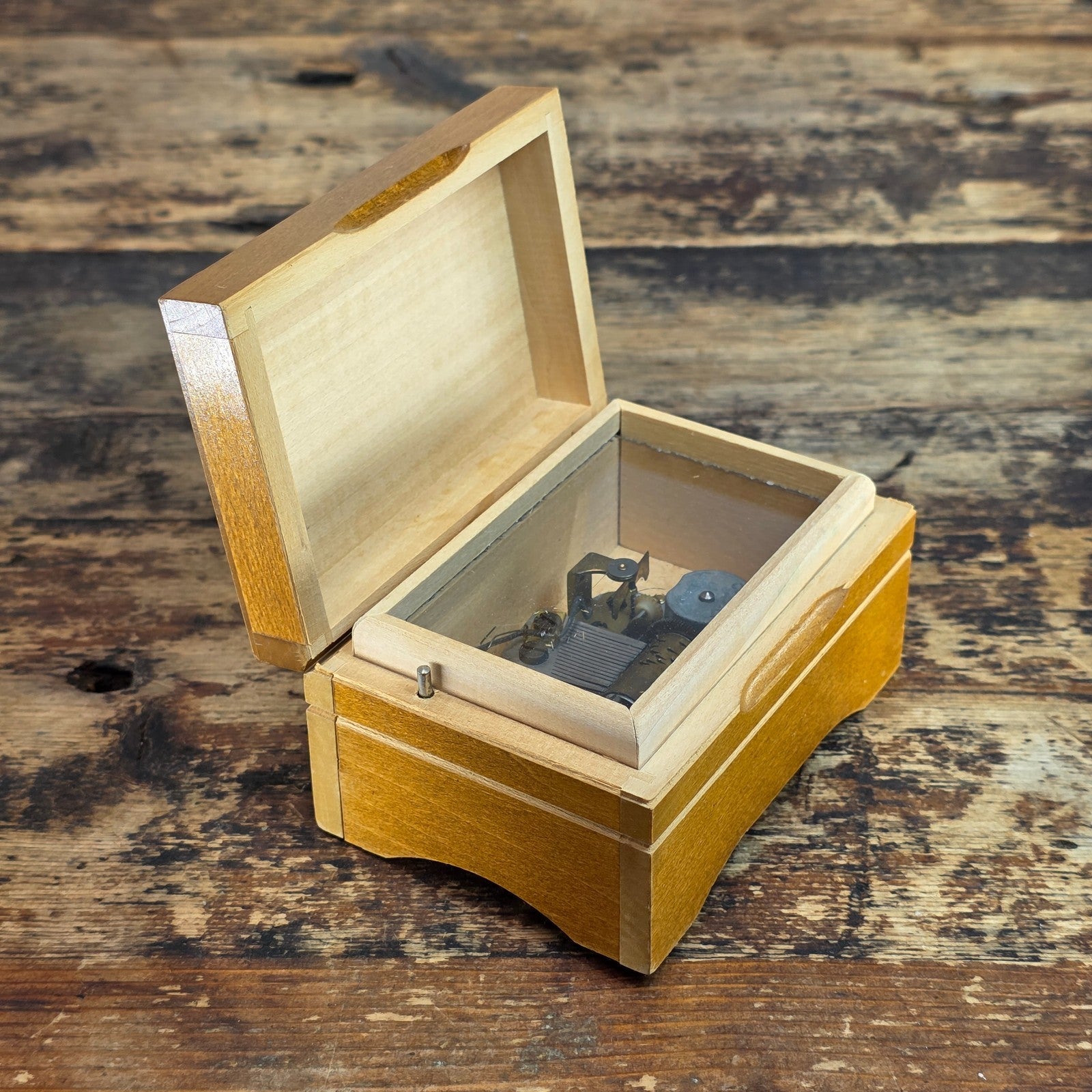 Vintage Linden Wood Music Box - M.I. Hummel Style - Swiss Cuendet Movement