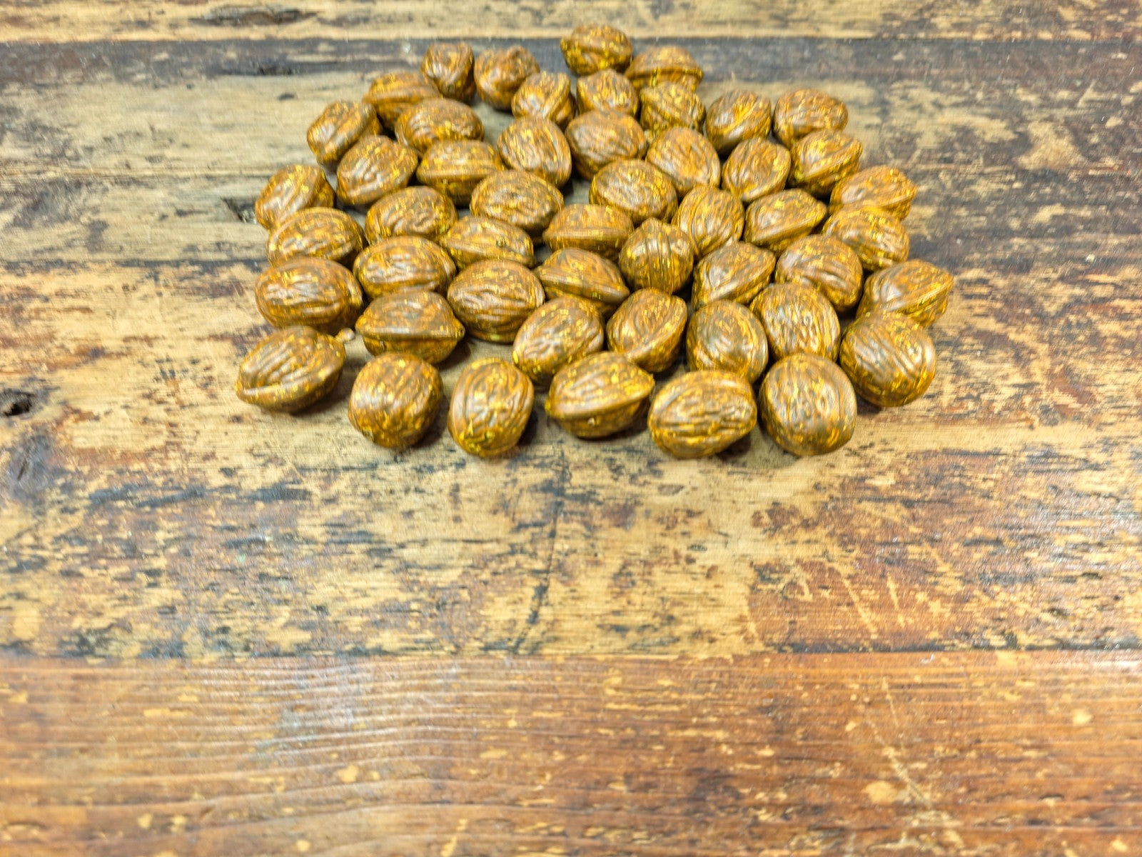 Artificial Walnuts 50Pcs Realistic Fake Nut Decorations