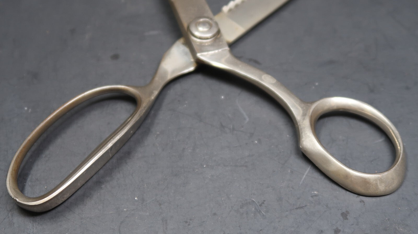Vintage Wiss Pinking Shears Model C Sewing Scissors Dressmaking