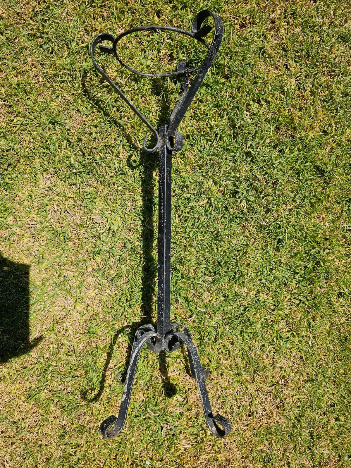 Vintage Scrolled Metal Plant Stand Rustic 29" H
