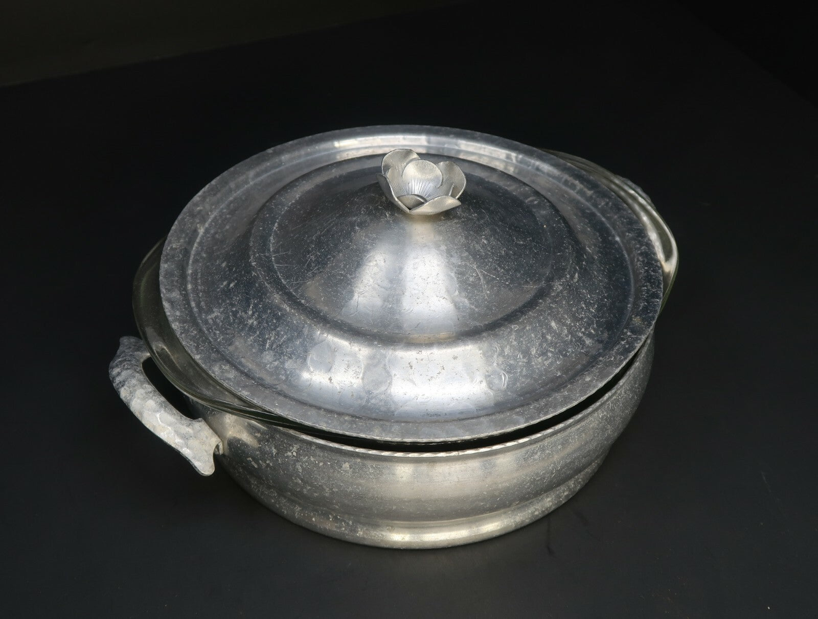 Vintage Hammered Aluminum Casserole Dish + Pyrex 023 1.5 QT Bowl