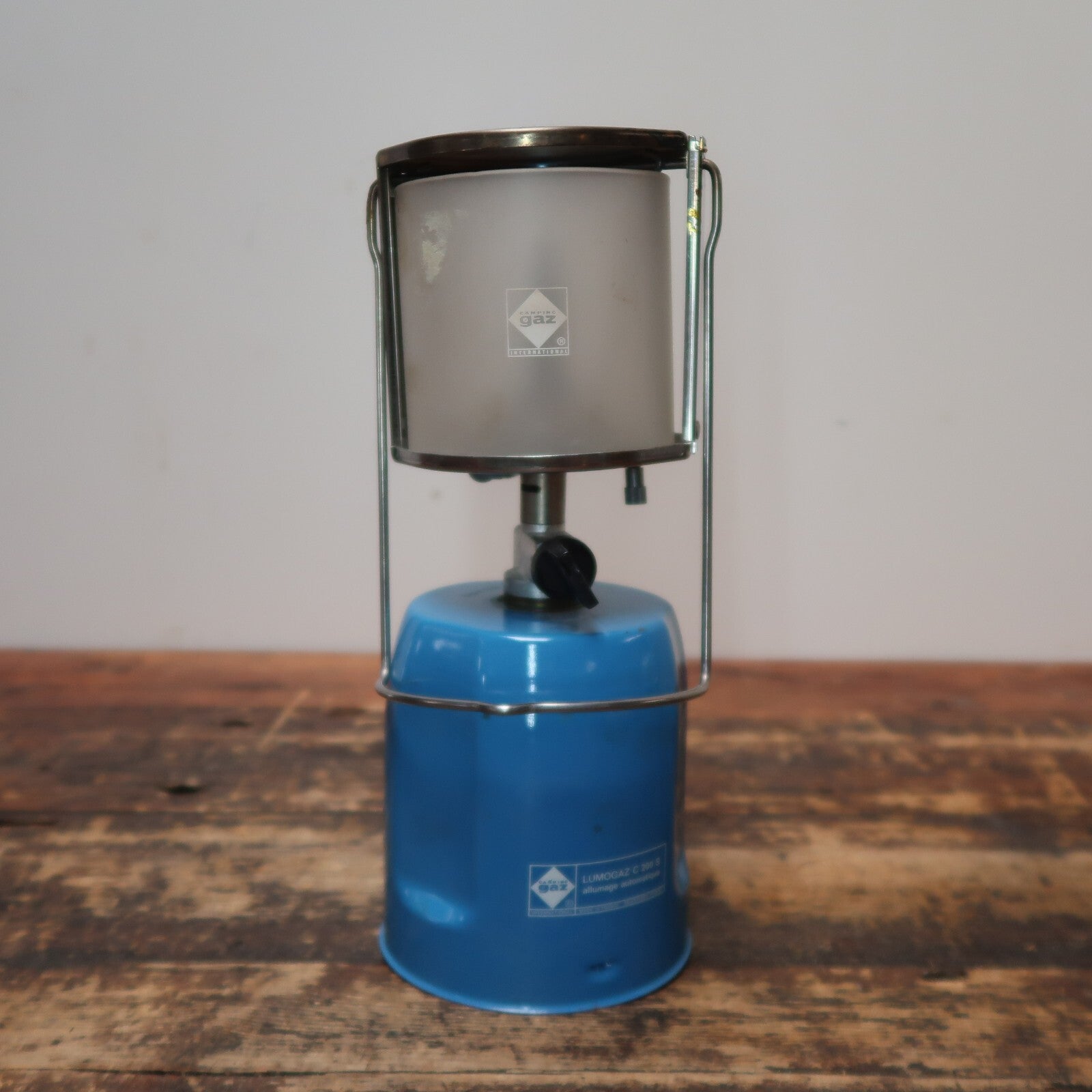 LUMOGAZ C 200 S Butane Camping Gaz Lantern France Vintage
