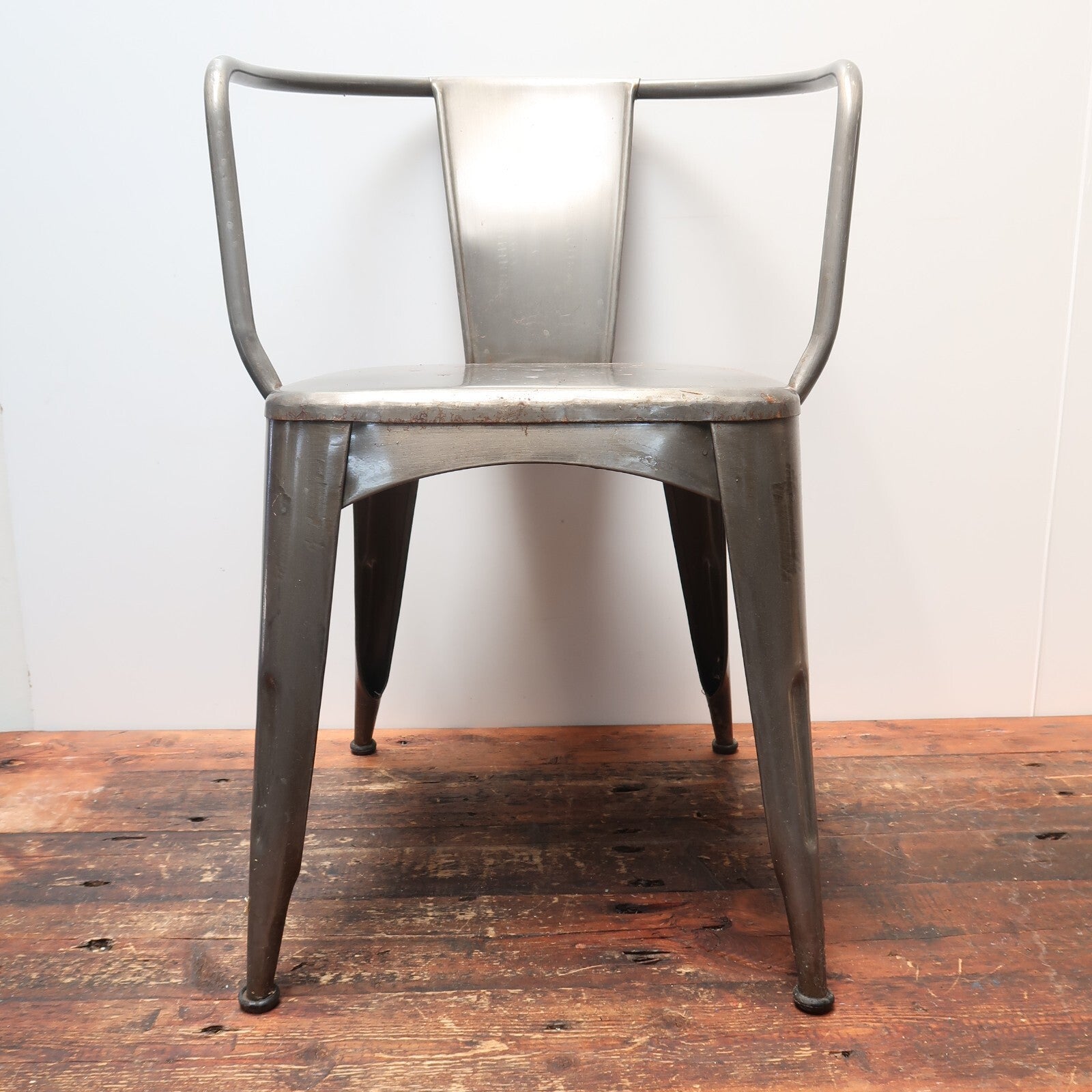 World Market Metal Jackson Tub Chair Polished Metal Patio Chair (A)