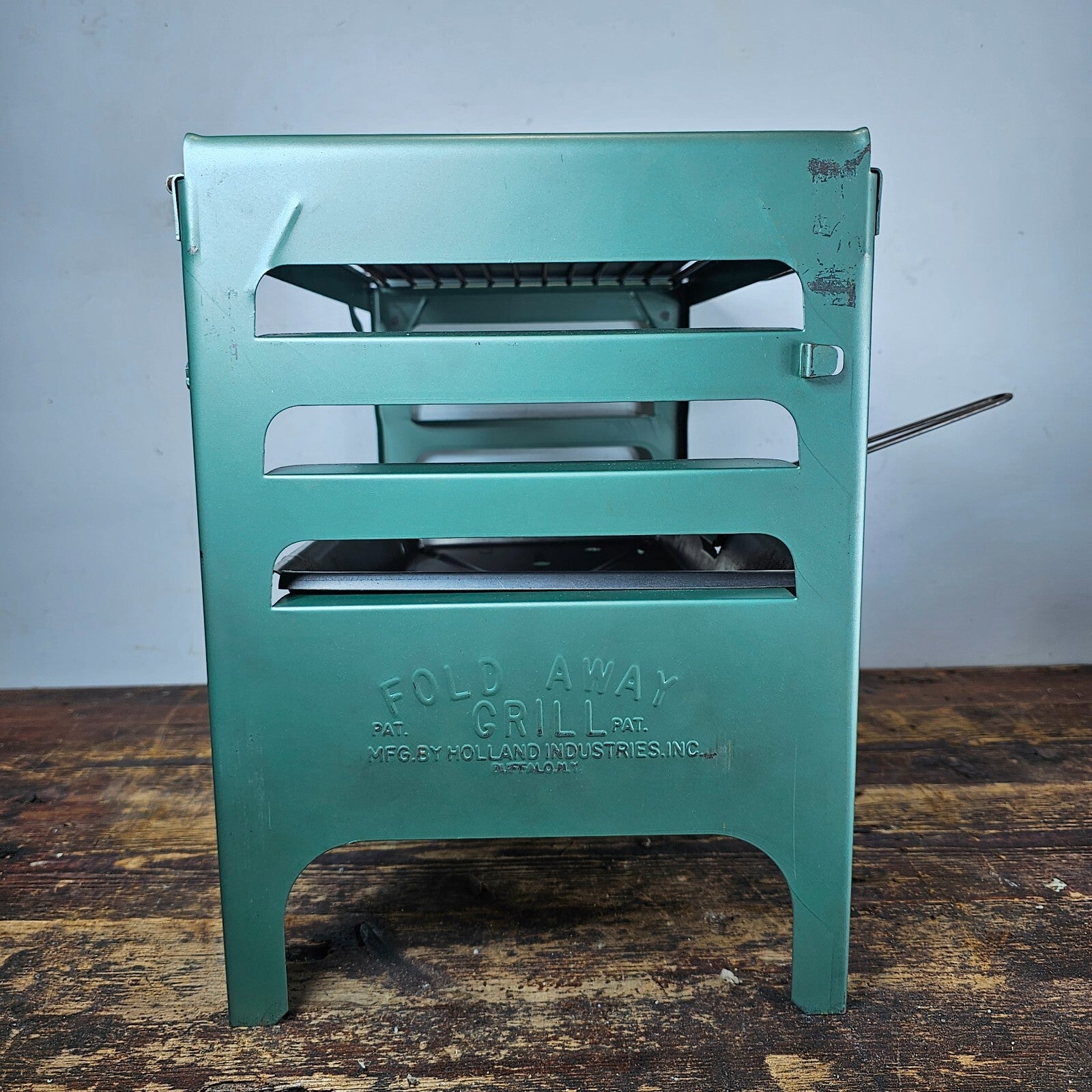1960s Foldaway Picnic Grille Holland Industries Inc. Buffalo, New York