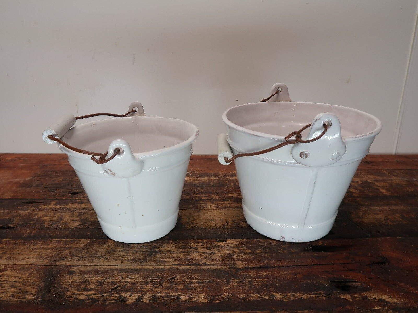 Set of 2 White Porcelain Pails Ceramic Buckets Plant Pot With Wood Handles