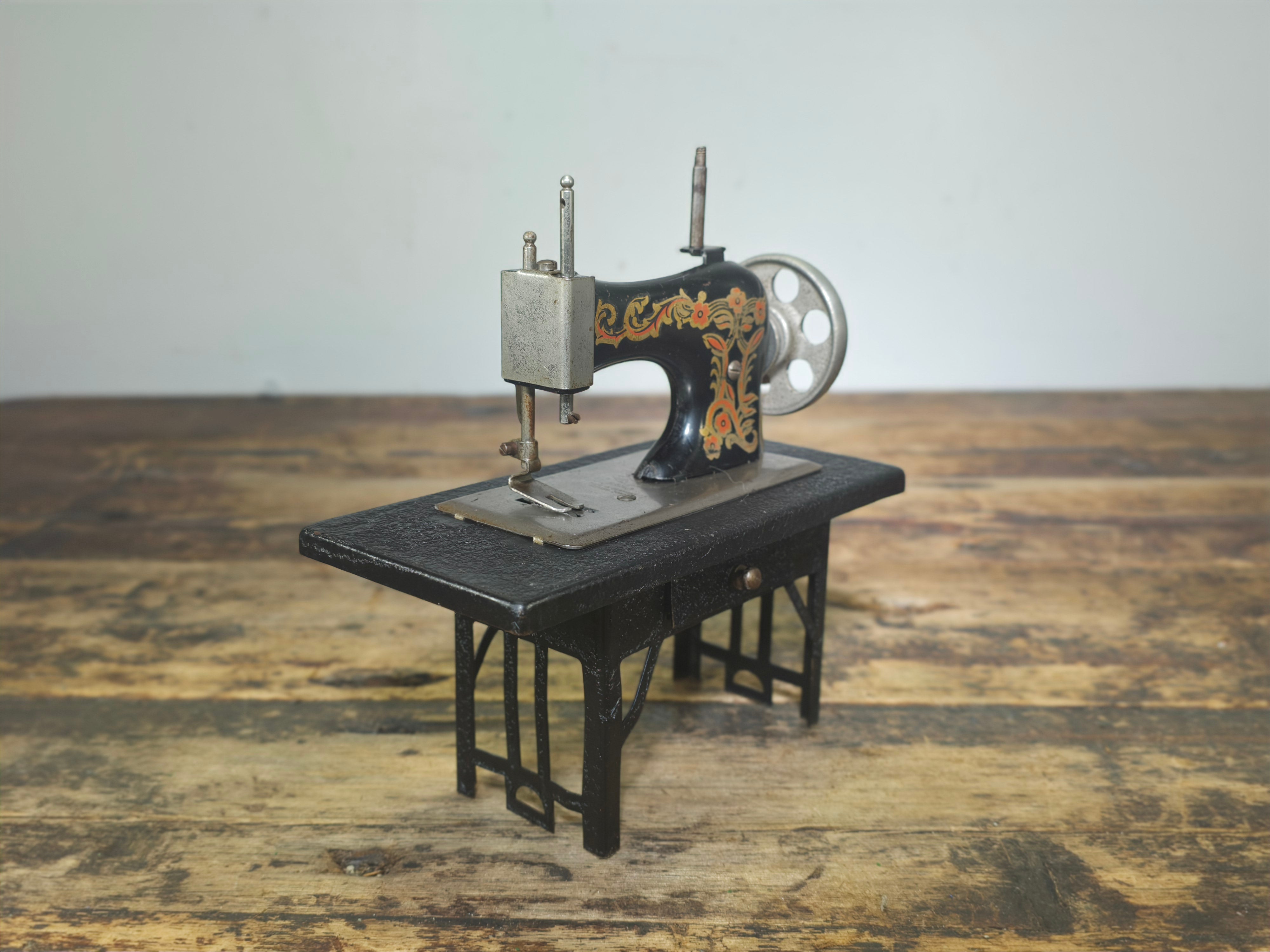 Rare Vintage Casige Model 204/2 Toy Sewing Machine Made in Germany British Zone