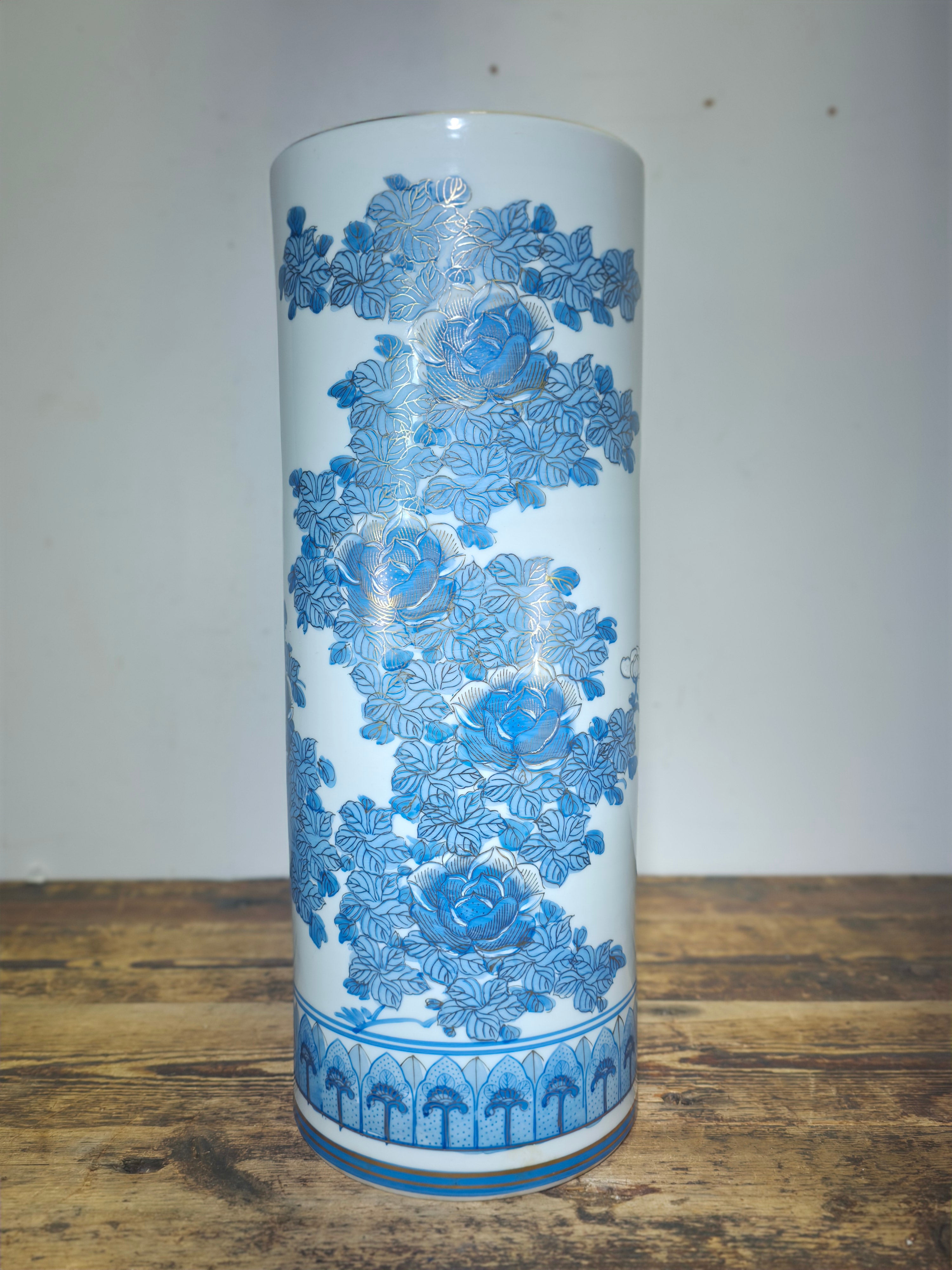 18" Vintage Kutani Vase Umbrella Stand Blue & White Gold Peony Bunho Japan