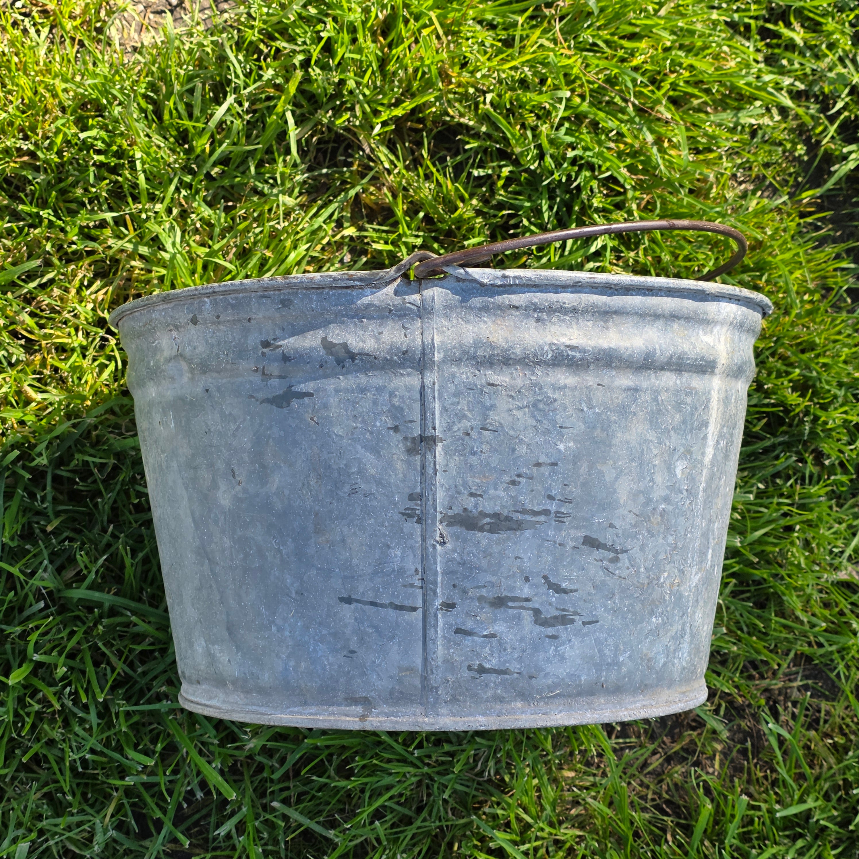 Vintage Galvanized Metal Utility Bucket - 3.5 Gallon Basin - Watertight Planter