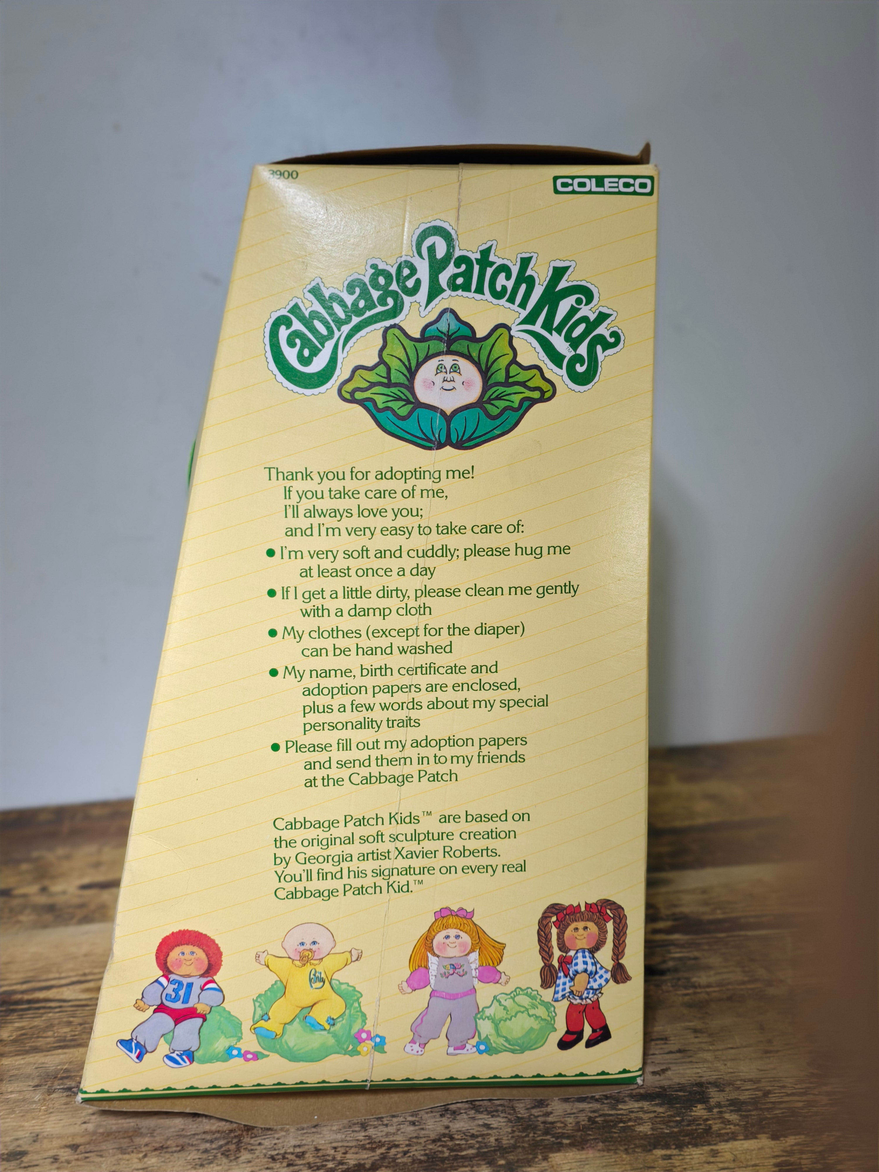 Vintage 1984 Cabbage Patch Kids Doll - MARY FAE in Original Box