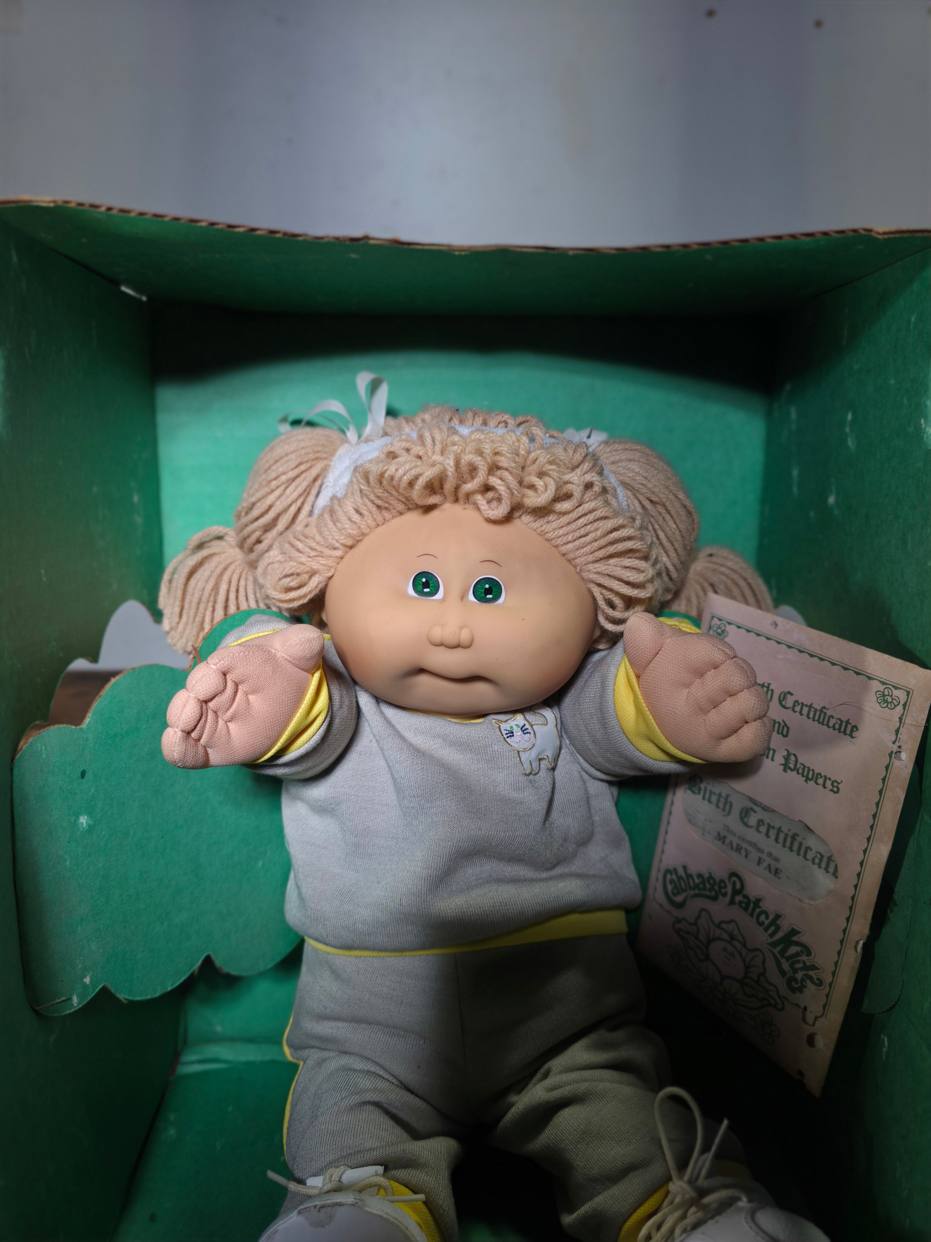 Vintage 1984 Cabbage Patch Kids Doll - MARY FAE in Original Box
