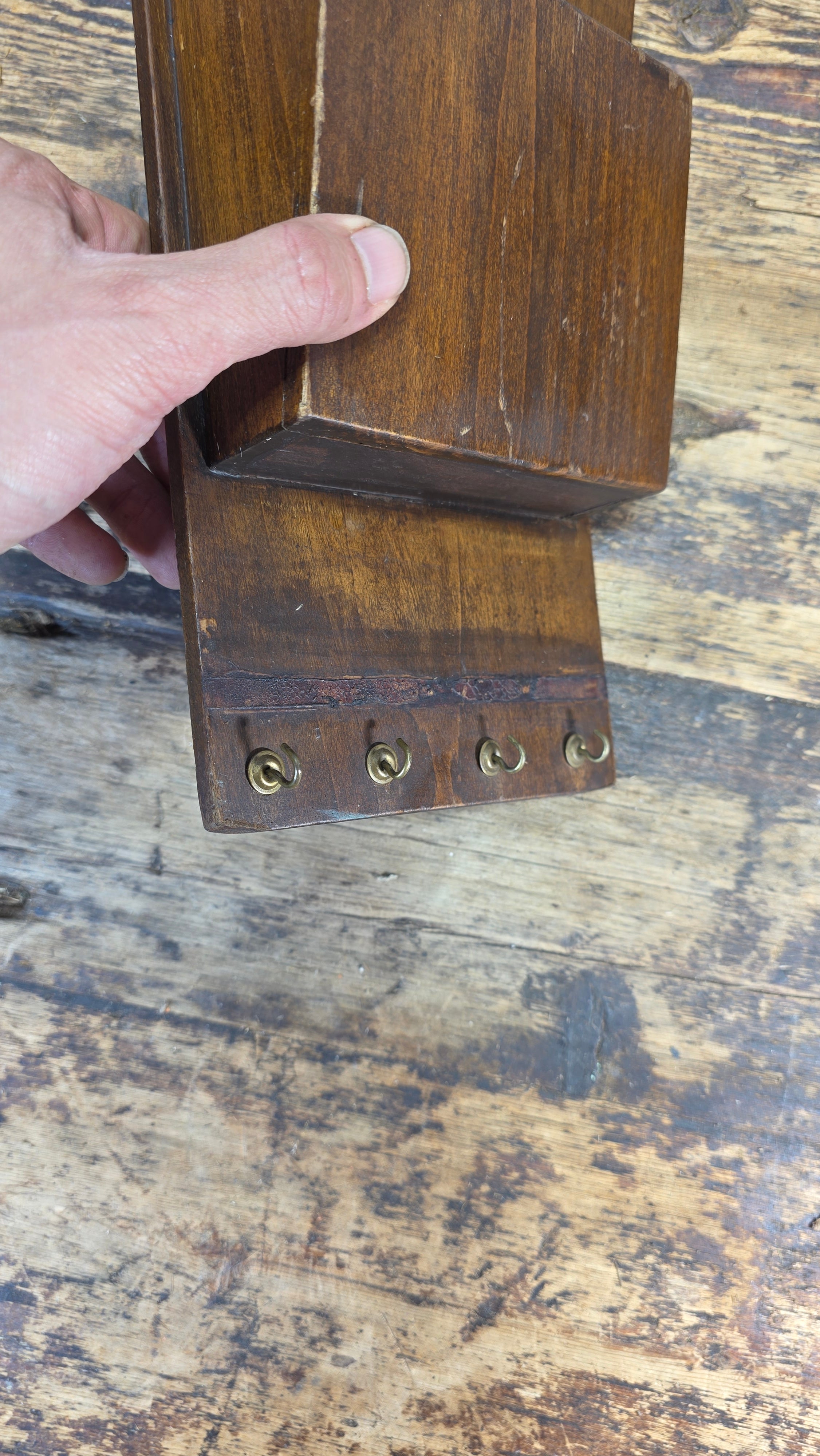 Vintage Wood Wall-Mounted Mail Organizer & Key Rack with 4 Hooks