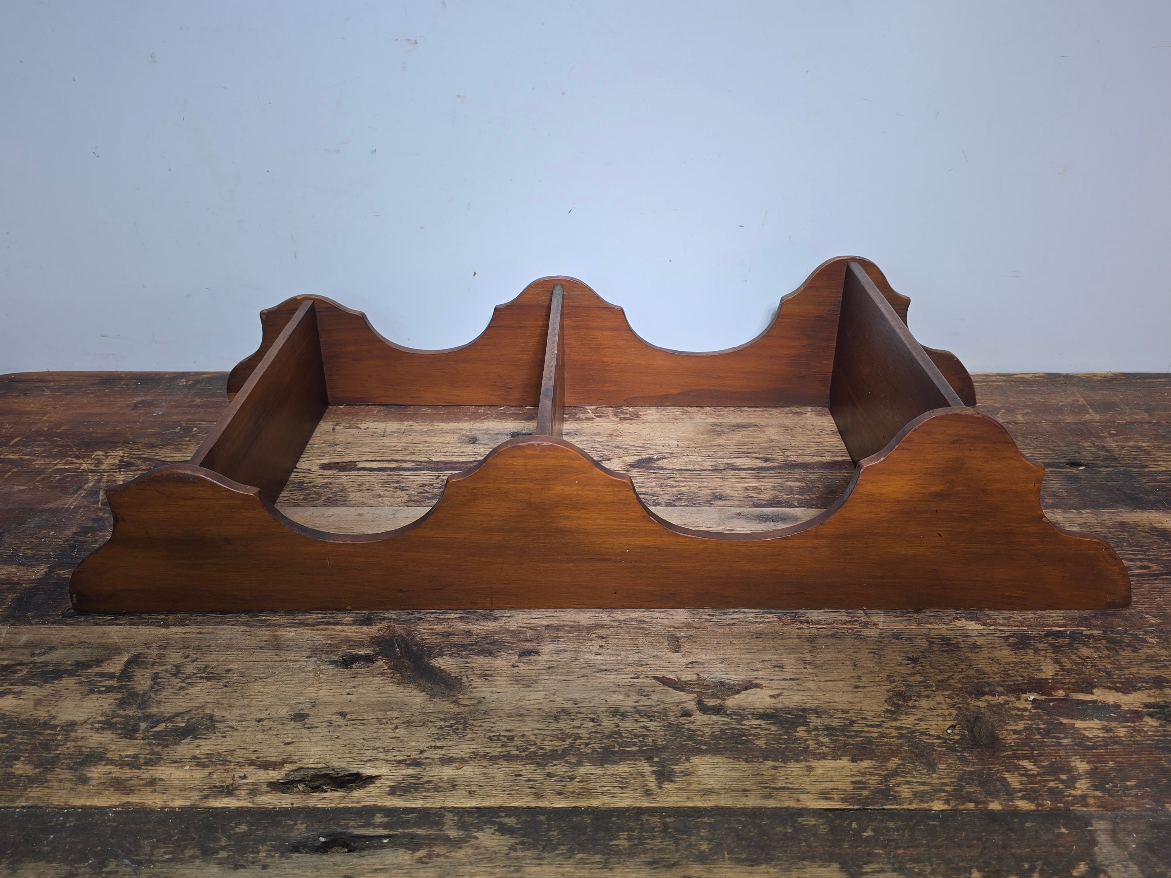 Vintage 3-Tier Wooden Wall Shelf w/ Scalloped Sides Early American Style (AS-IS)