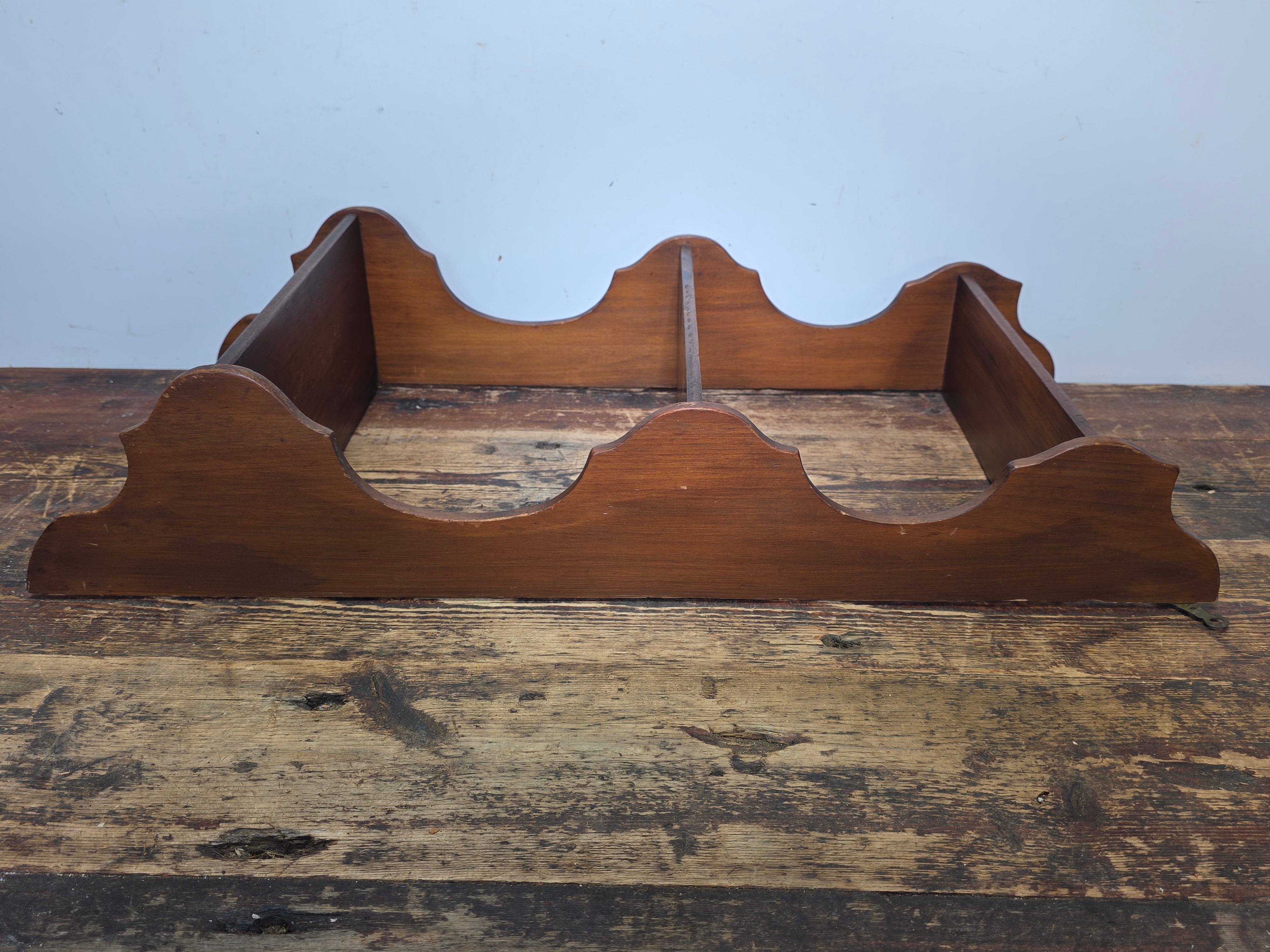 Vintage 3-Tier Wooden Wall Shelf w/ Scalloped Sides Early American Style (AS-IS)
