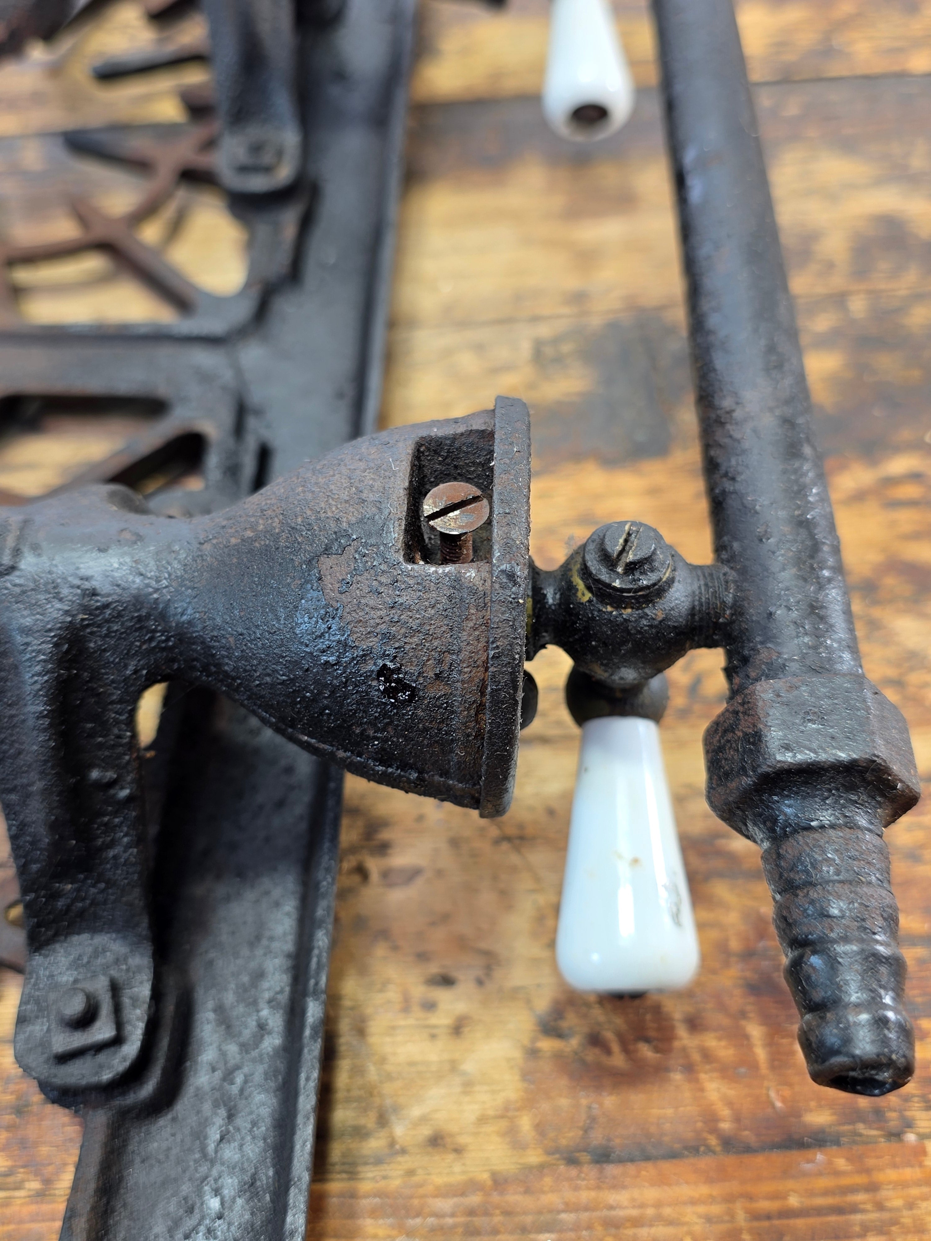 Vintage Griswold No. 402 Cast Iron Dual Burner Camp Stove - Sold As-Is