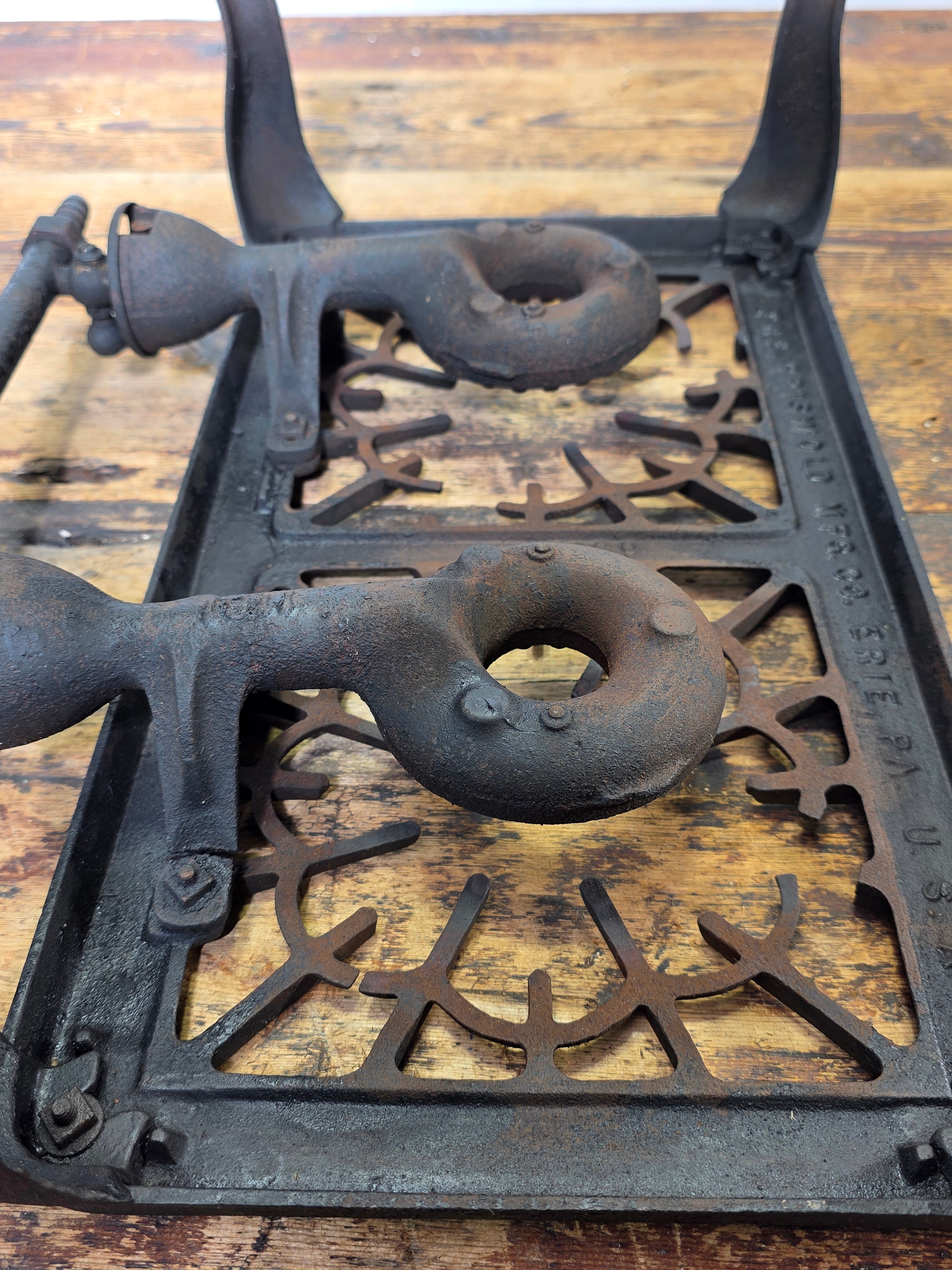 Vintage Griswold No. 402 Cast Iron Dual Burner Camp Stove - Sold As-Is