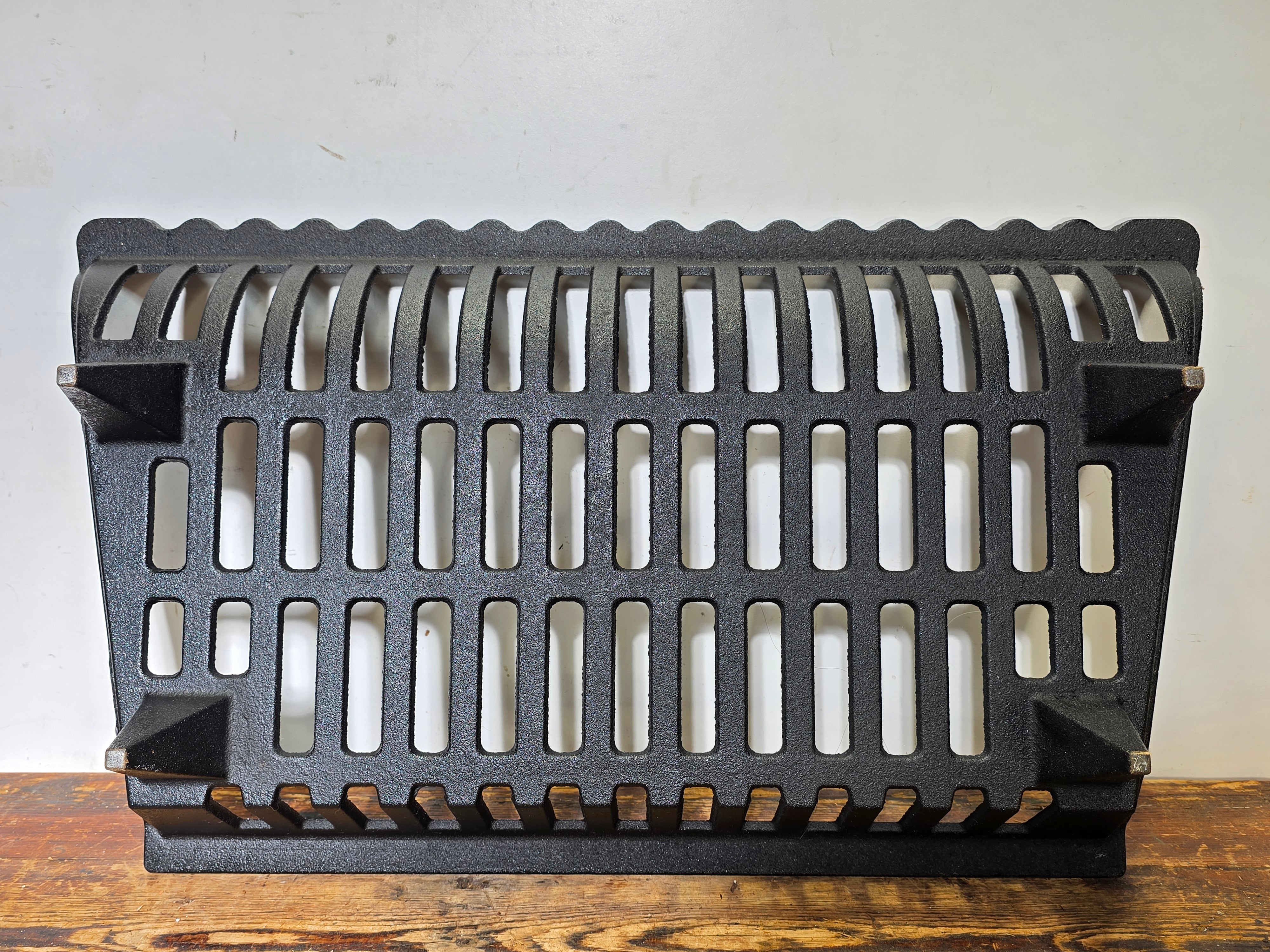 26" Heavy-Duty Cast Iron Tapered Fireplace Log Grate