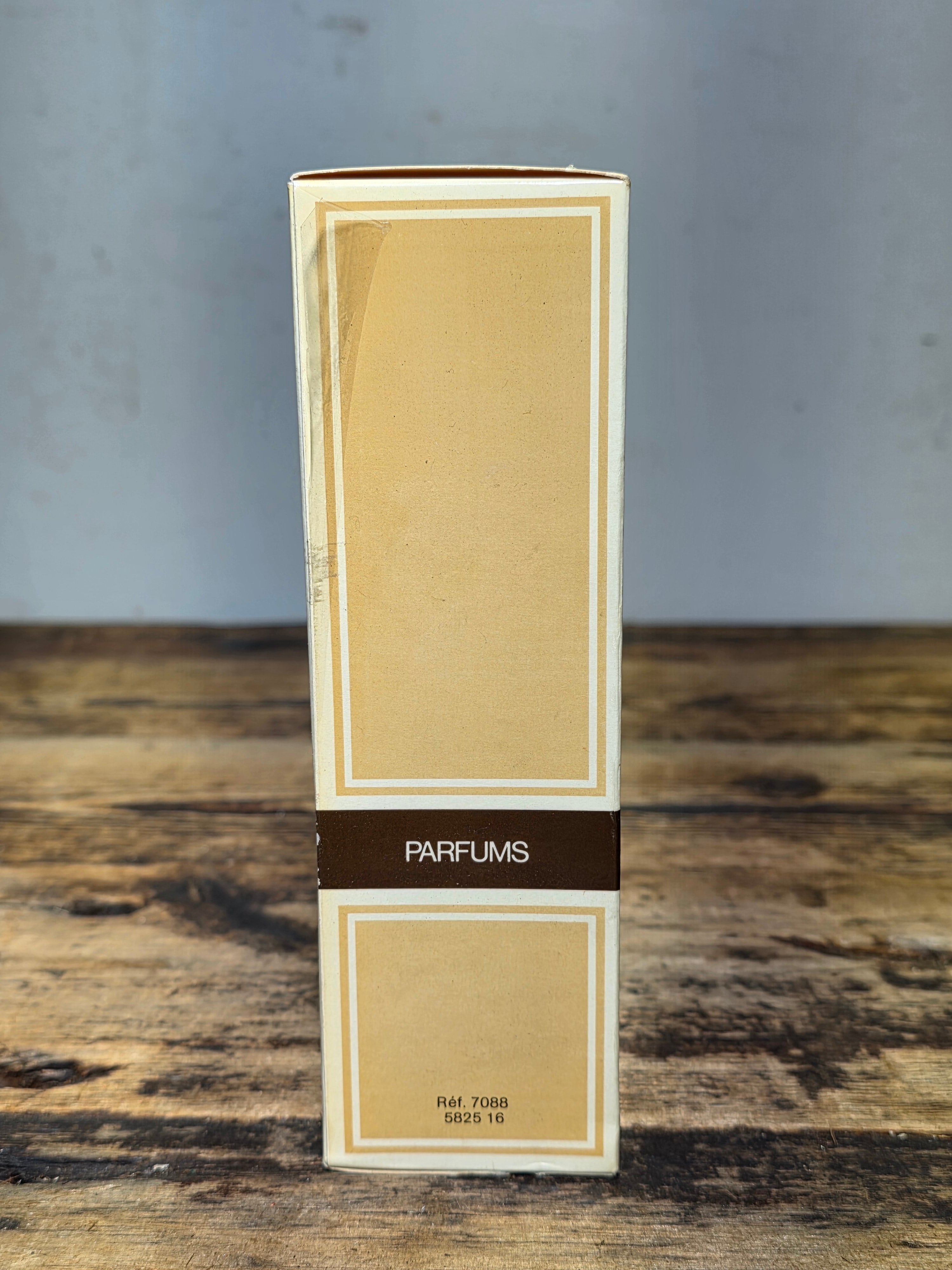 Vintage Guy Laroche Fidji Eau de Toilette Atomizer 4.5oz 128g with Box