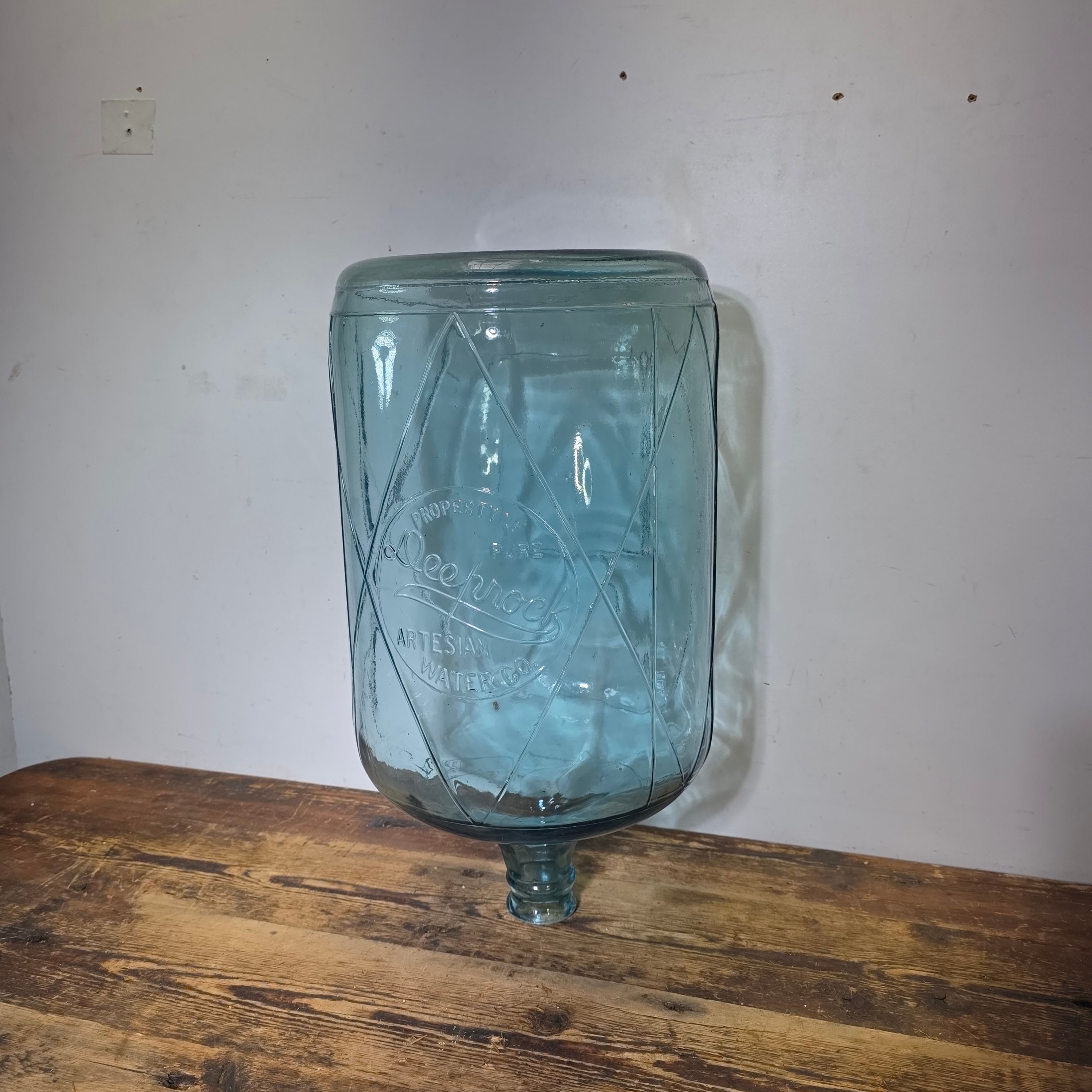 Vintage Deep Rock 5 Gallon Glass Carboy Water Bottle Diamond Embossed Aqua 76 GPD