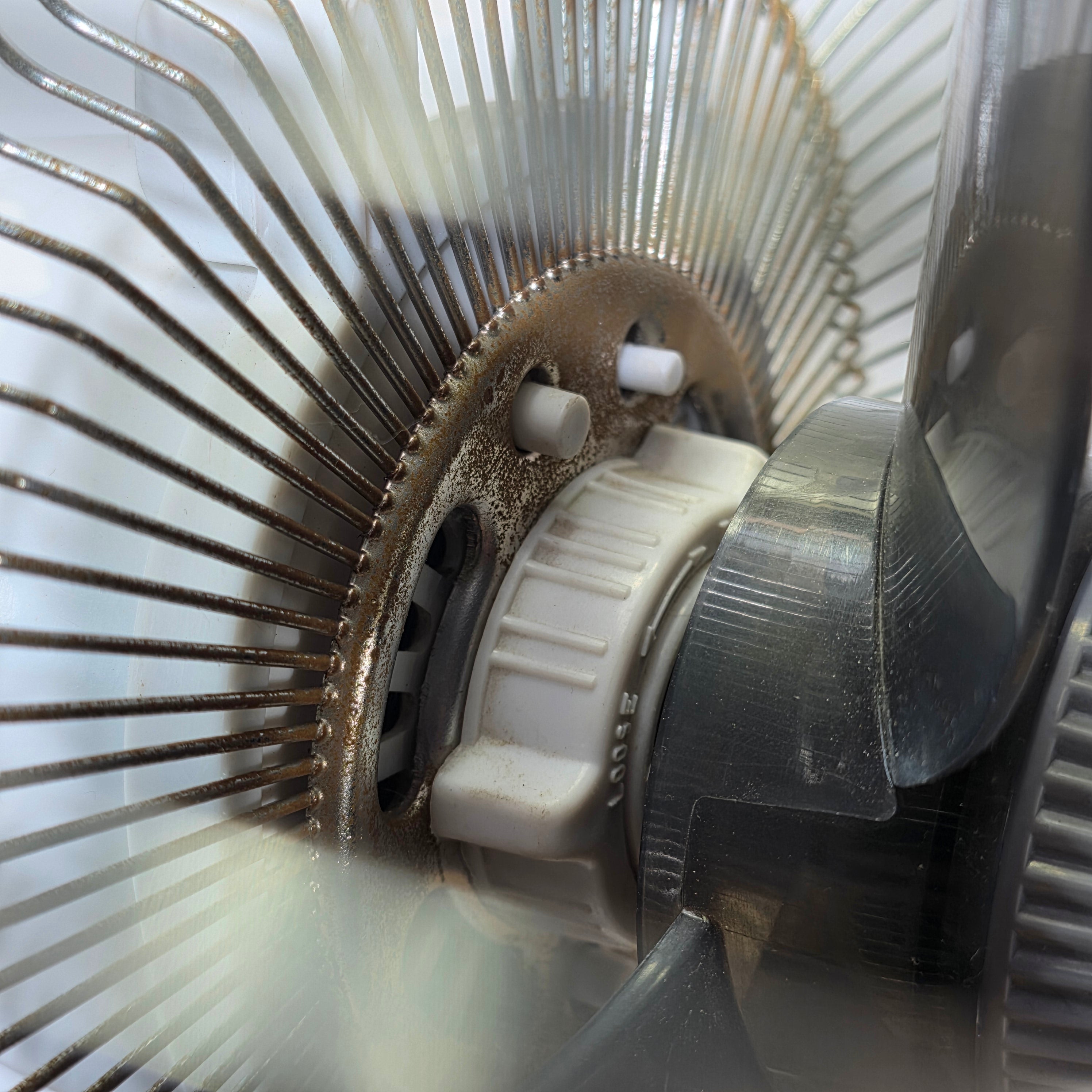 Vintage Windmere DF-12 Oscillating Desk Fan 12" 3-Speed Gray Industrial Retro