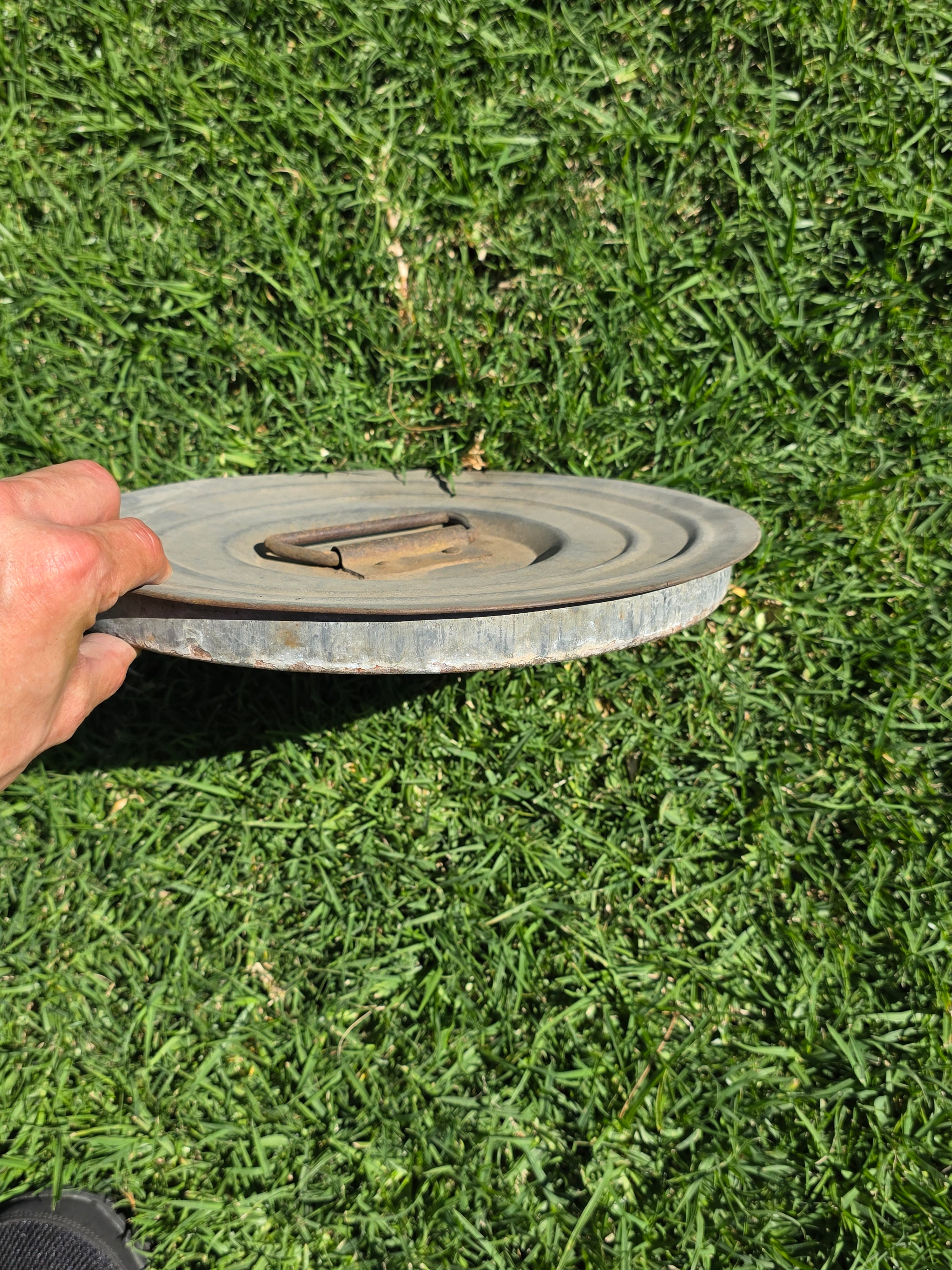 Vintage Industrial Galvanized Steel Canister Lid Heavy 11lb Smoker Planter 14"H