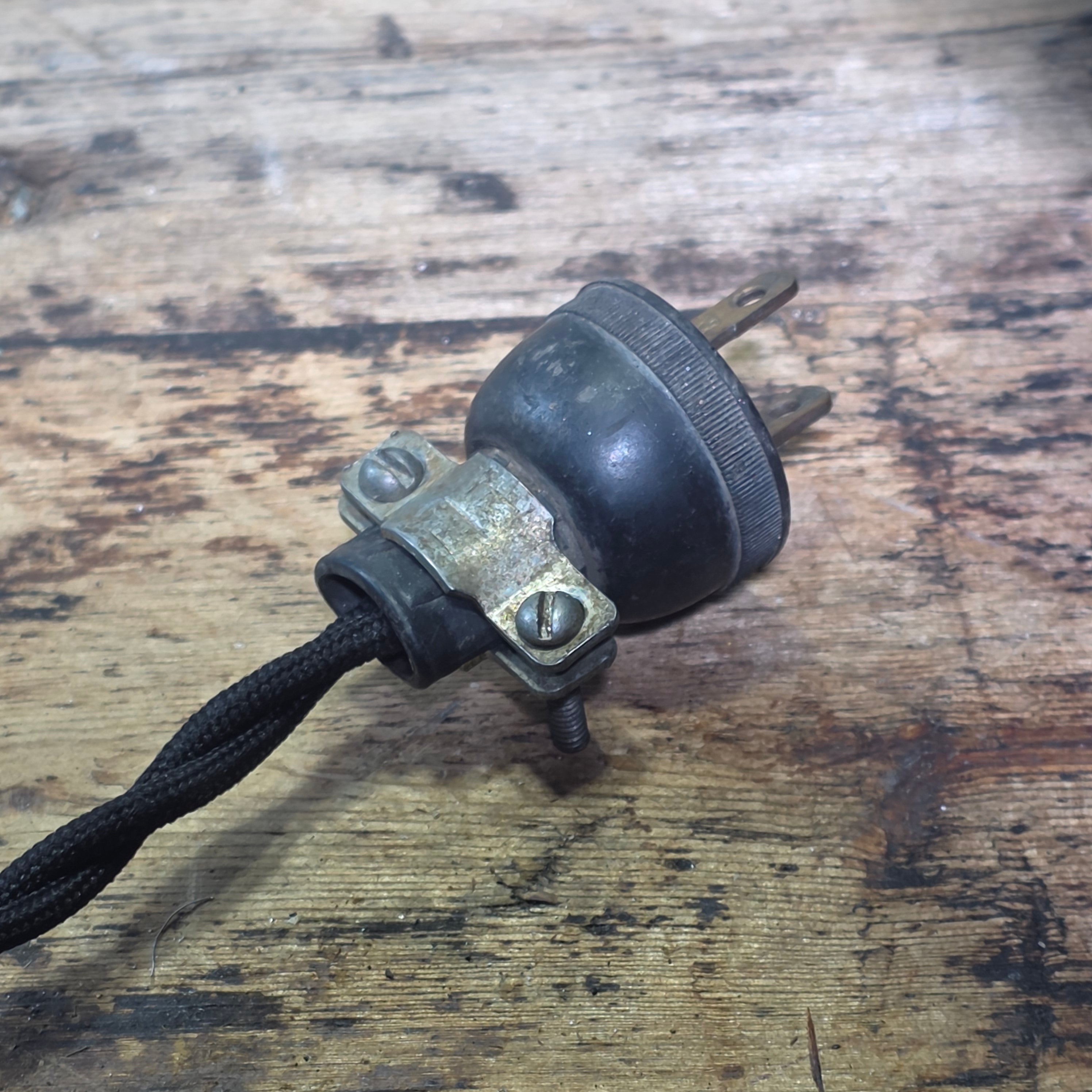 Vintage Industrial Green Enamel Pendant Light Porcelain Pull Chain Socket 16”