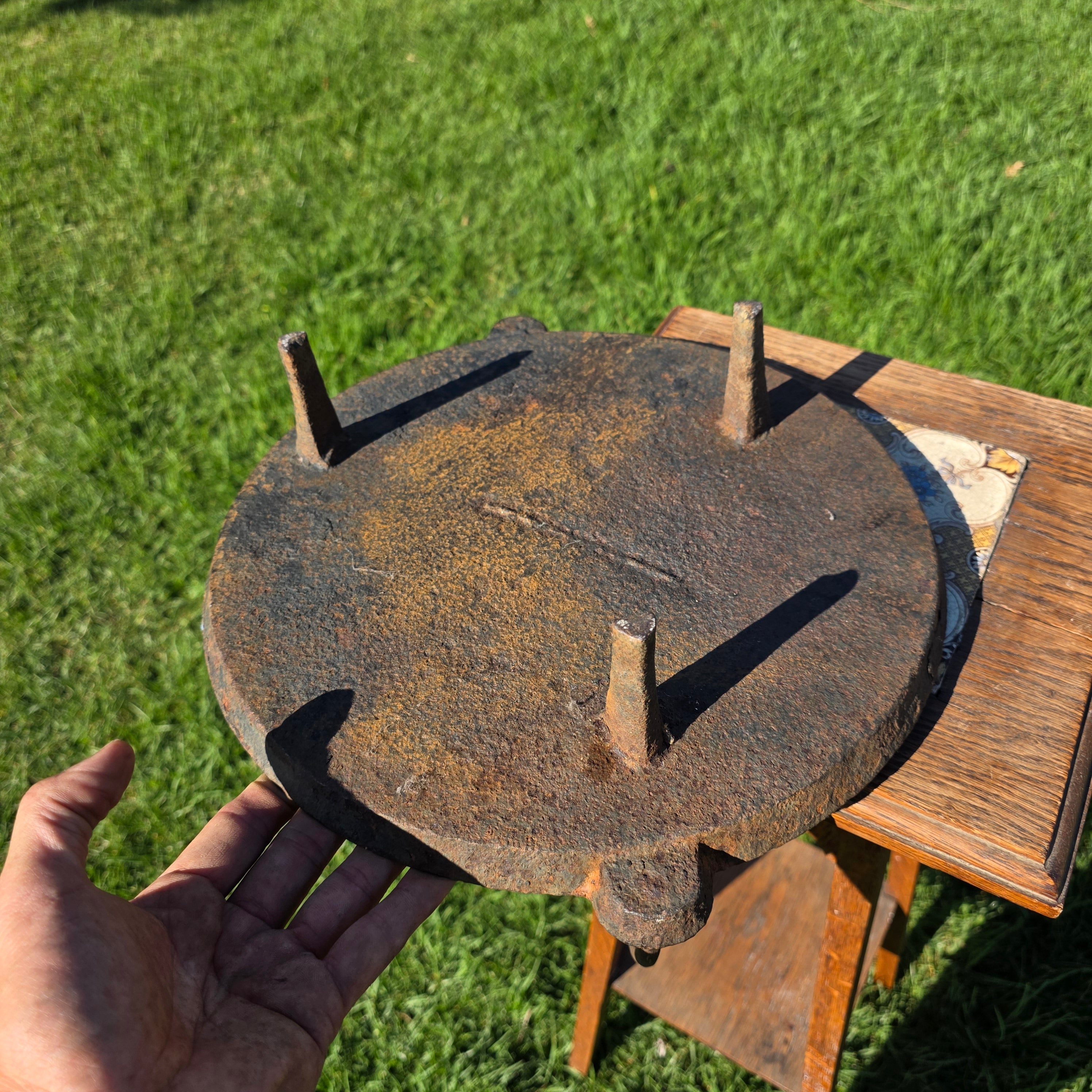 Antique Cast Iron Hanging Griddle Skillet Tripod Feet Hearth Plant Stand