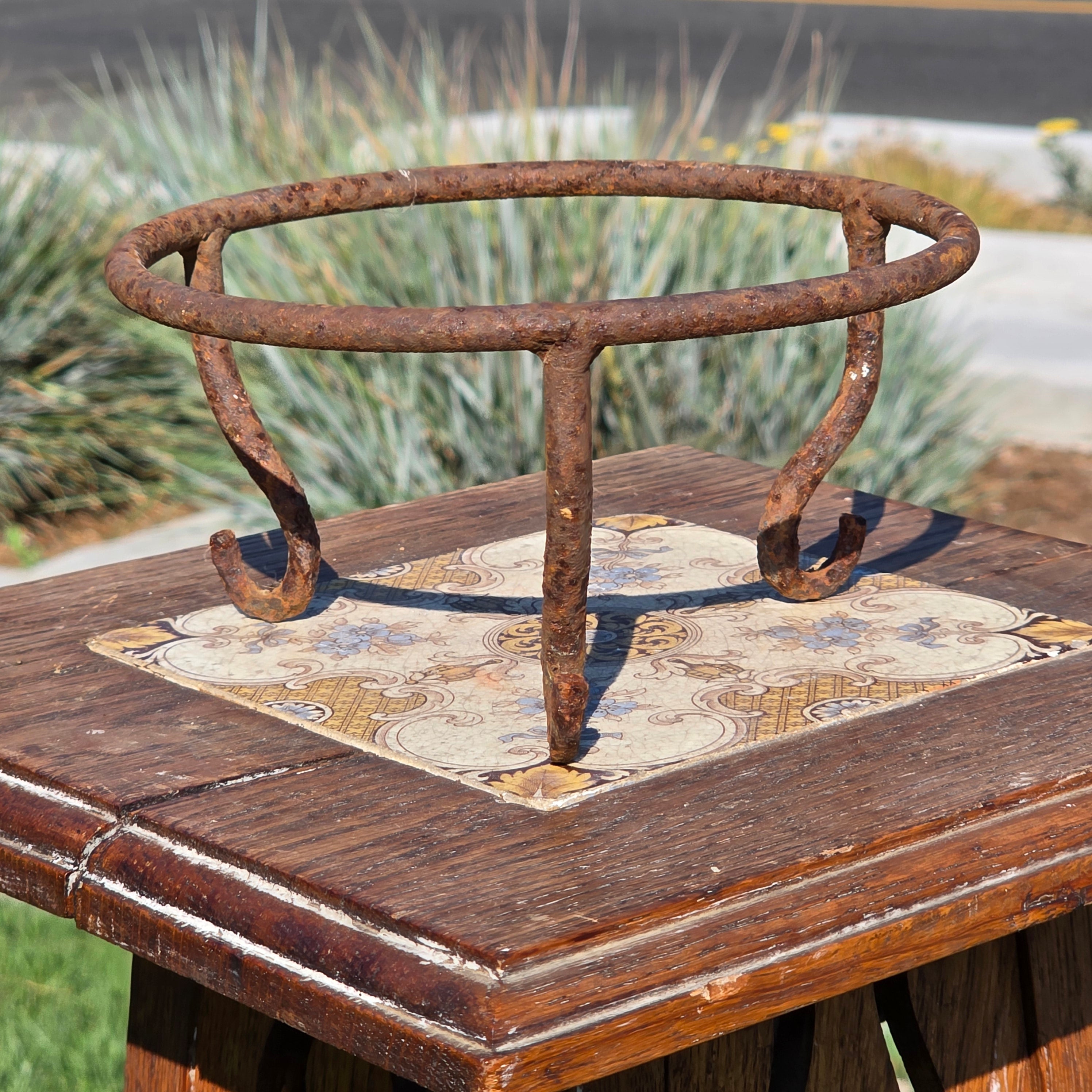 2pc Vintage Wrought Iron Plant Stand Set Rustic Heavy Rust Scroll Pot Holder
