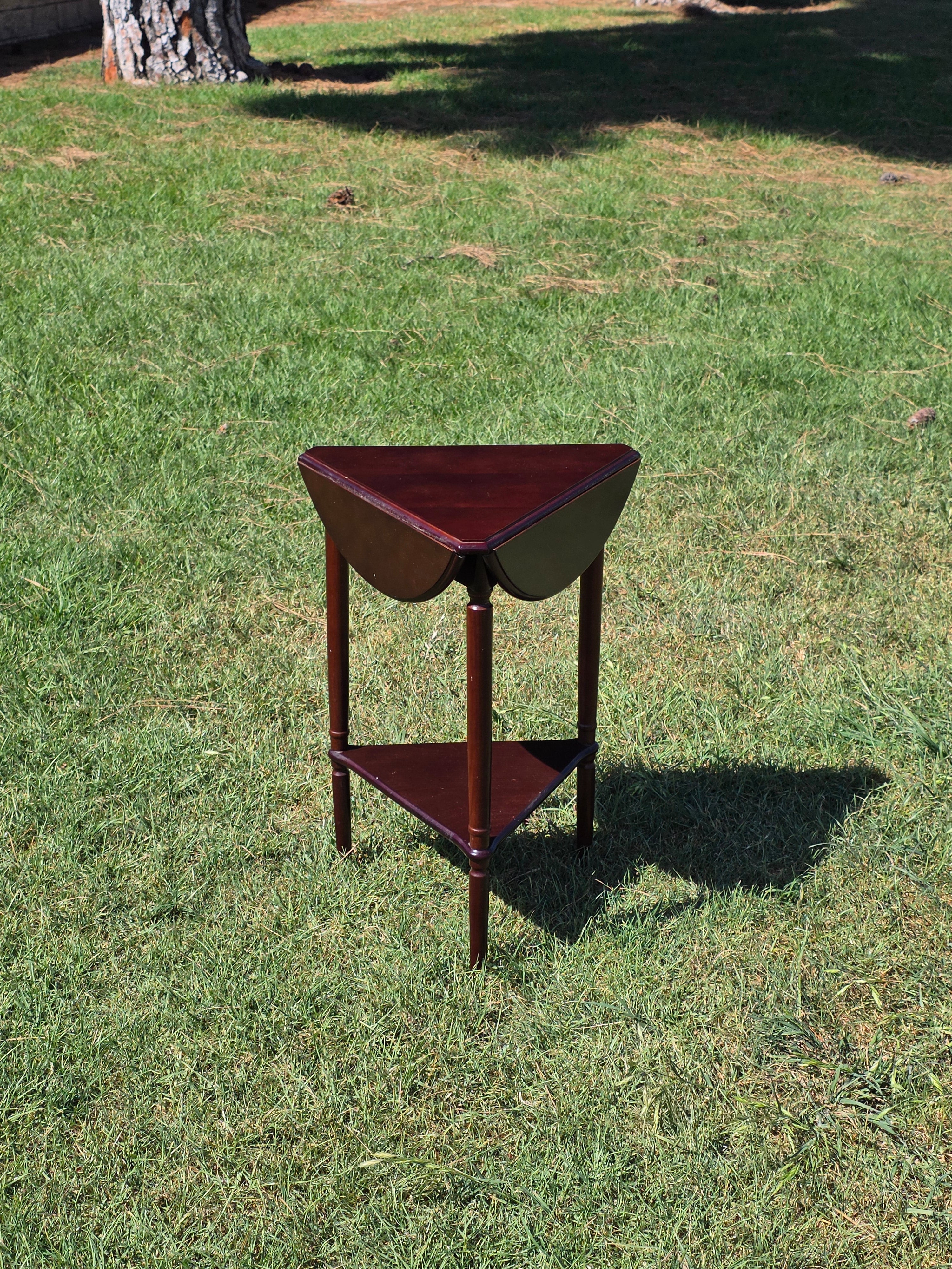 Bombay Company Vintage Drop Leaf Round Side Table Triangle 3-Way Folding 2003
