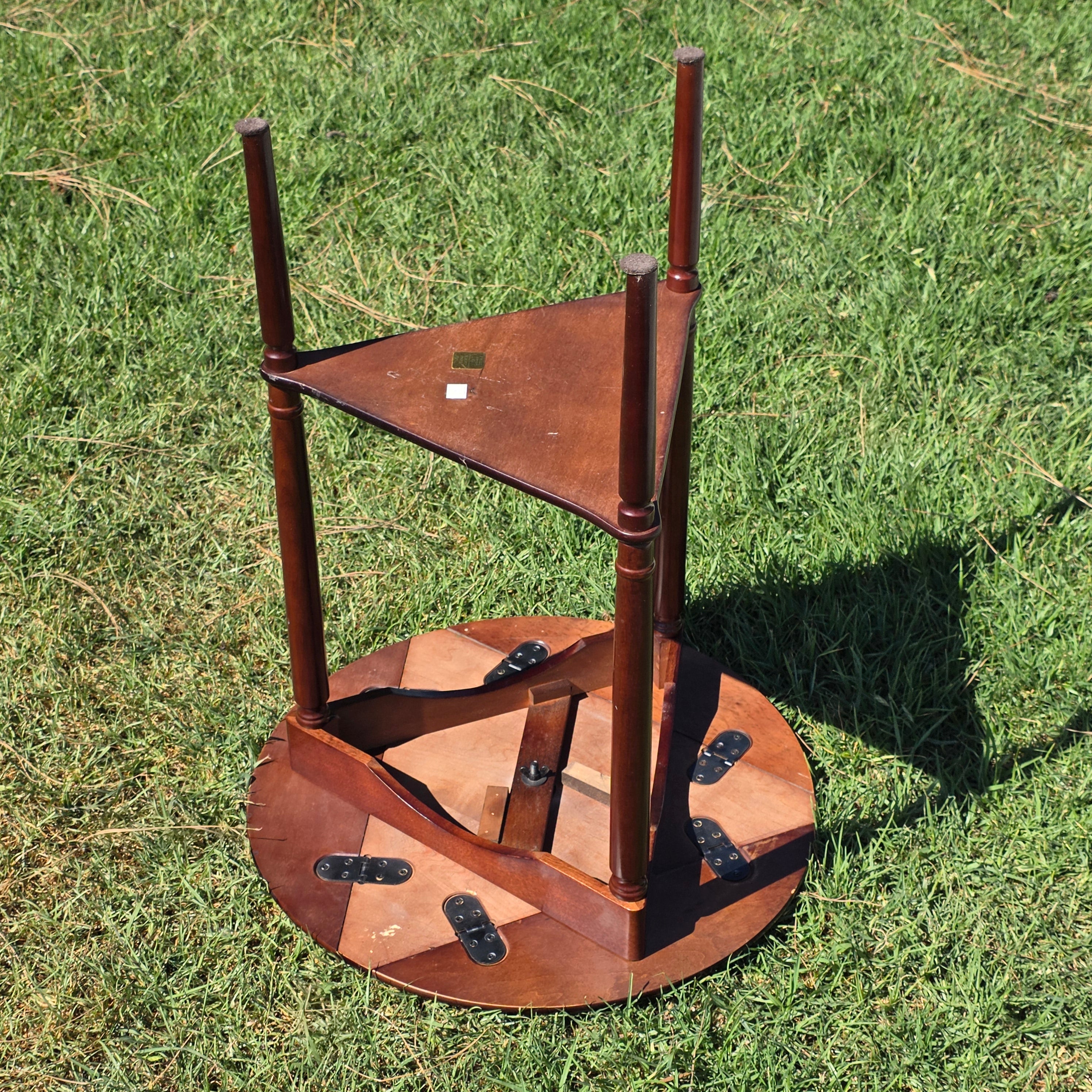 Bombay Company Vintage Drop Leaf Round Side Table Triangle 3-Way Folding 2003