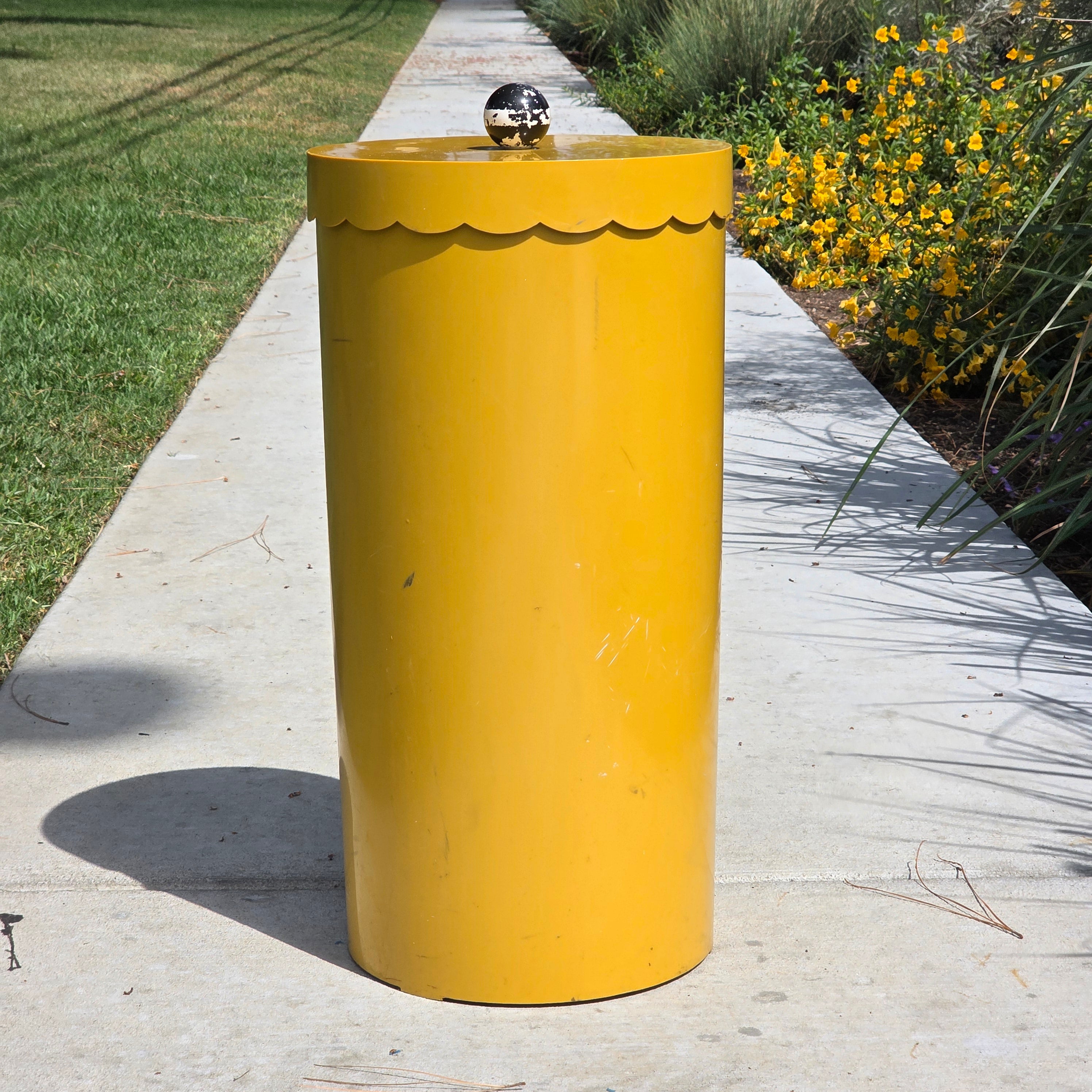 Vintage Mid Century Modern Yellow Plastic Laundry Hamper Scalloped Lid 1960s Retro