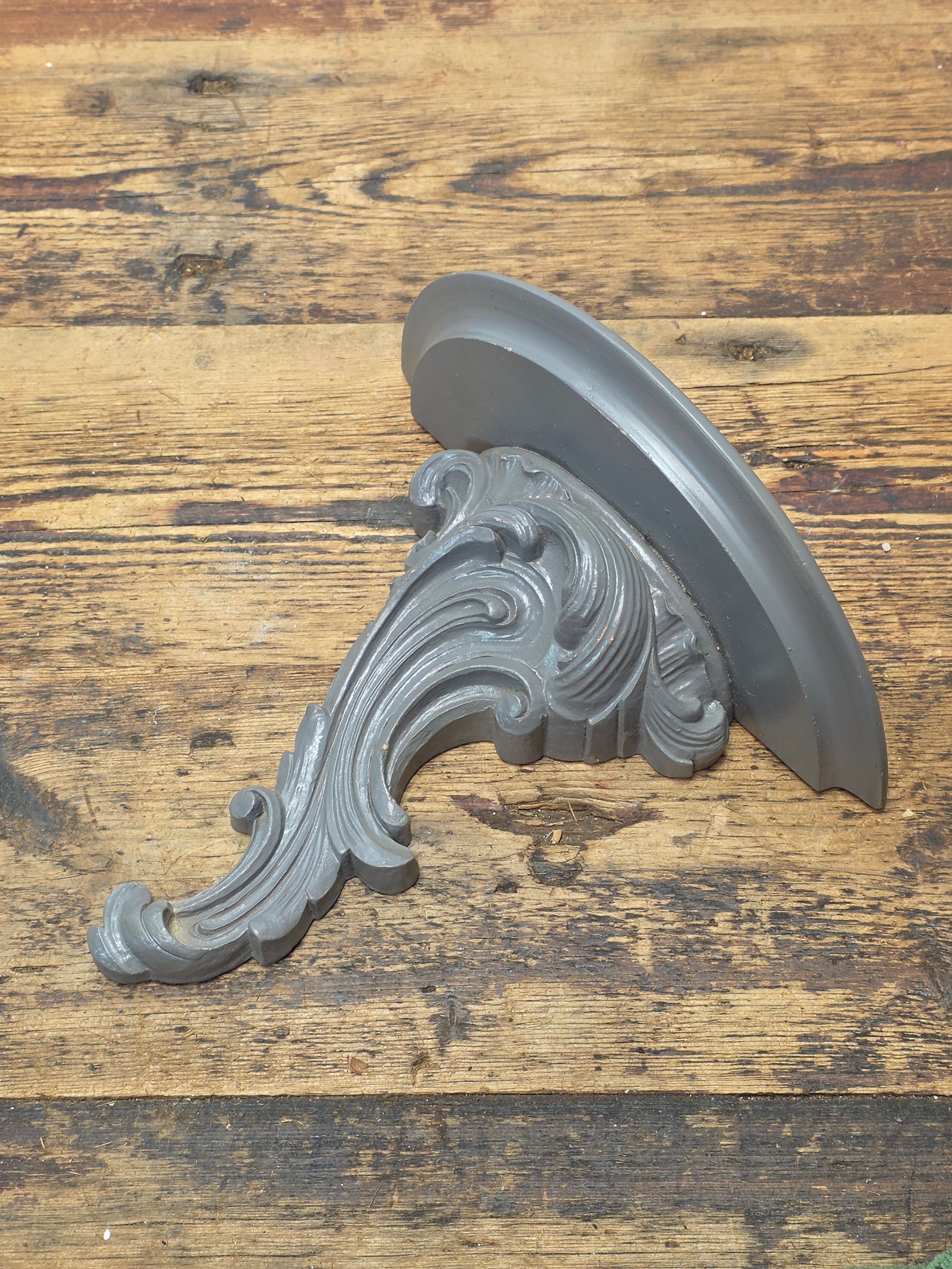 Vintage Syroco Wood Wall Shelf Gray Painted Floating Console Hollywood Regency