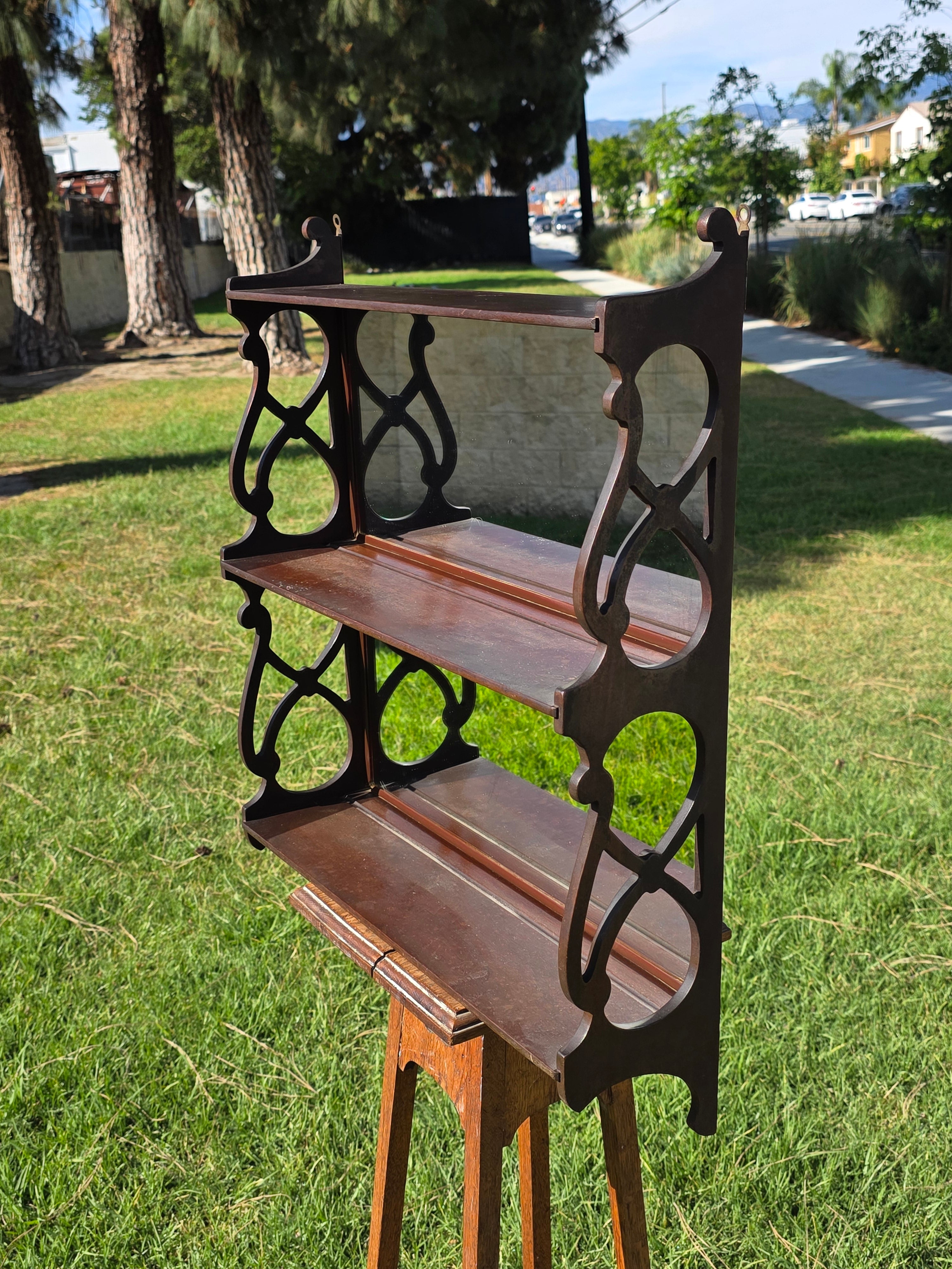 Vintage Mirrored Wall Shelf Fretwork 3 Tier Display Rack Plate Groove Mahogany