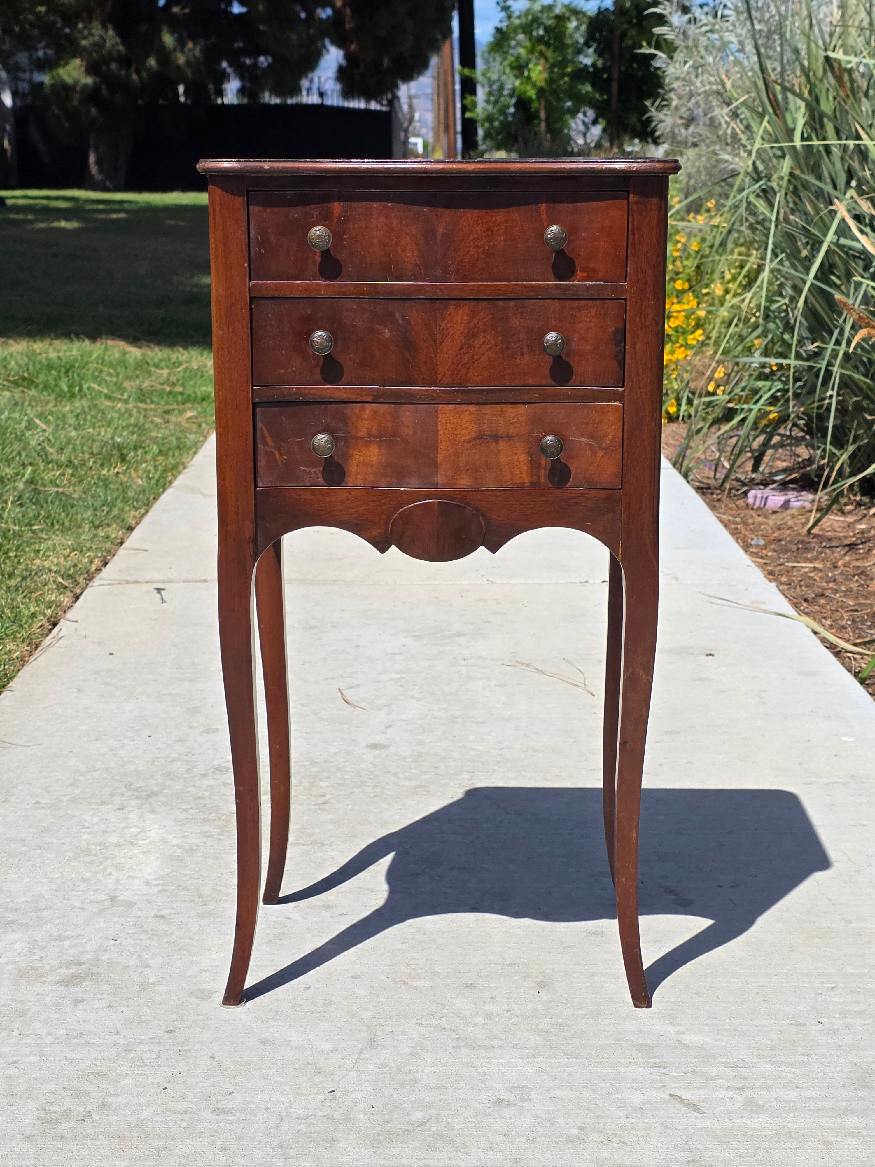 Vintage Ferguson Bros Wood Nightstand Side Table Drawer Bow Front Brown 28.5" H