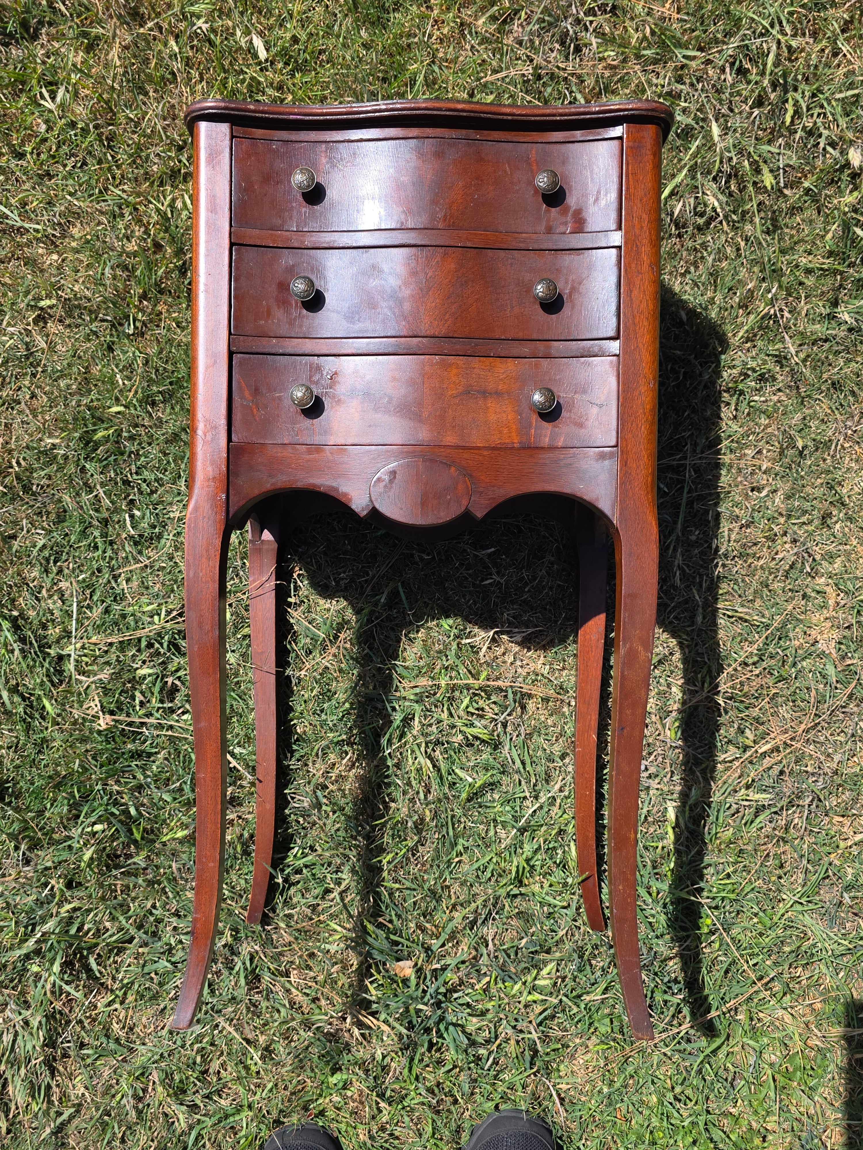 Vintage Ferguson Bros Wood Nightstand Side Table Drawer Bow Front Brown 28.5" H