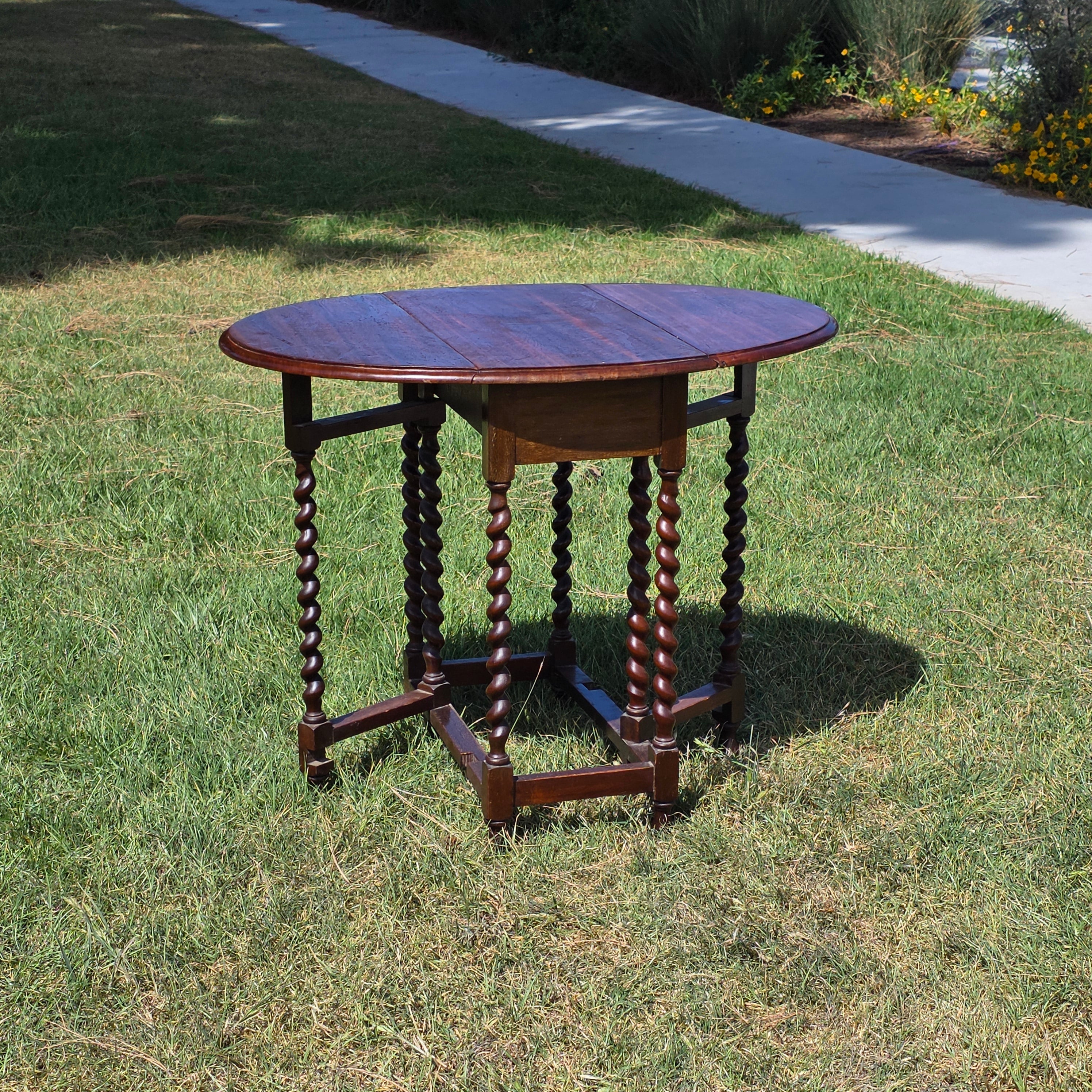 Vintage Barley Twist Gateleg Table Small Drop Leaf Oval Oak Side Accent Table