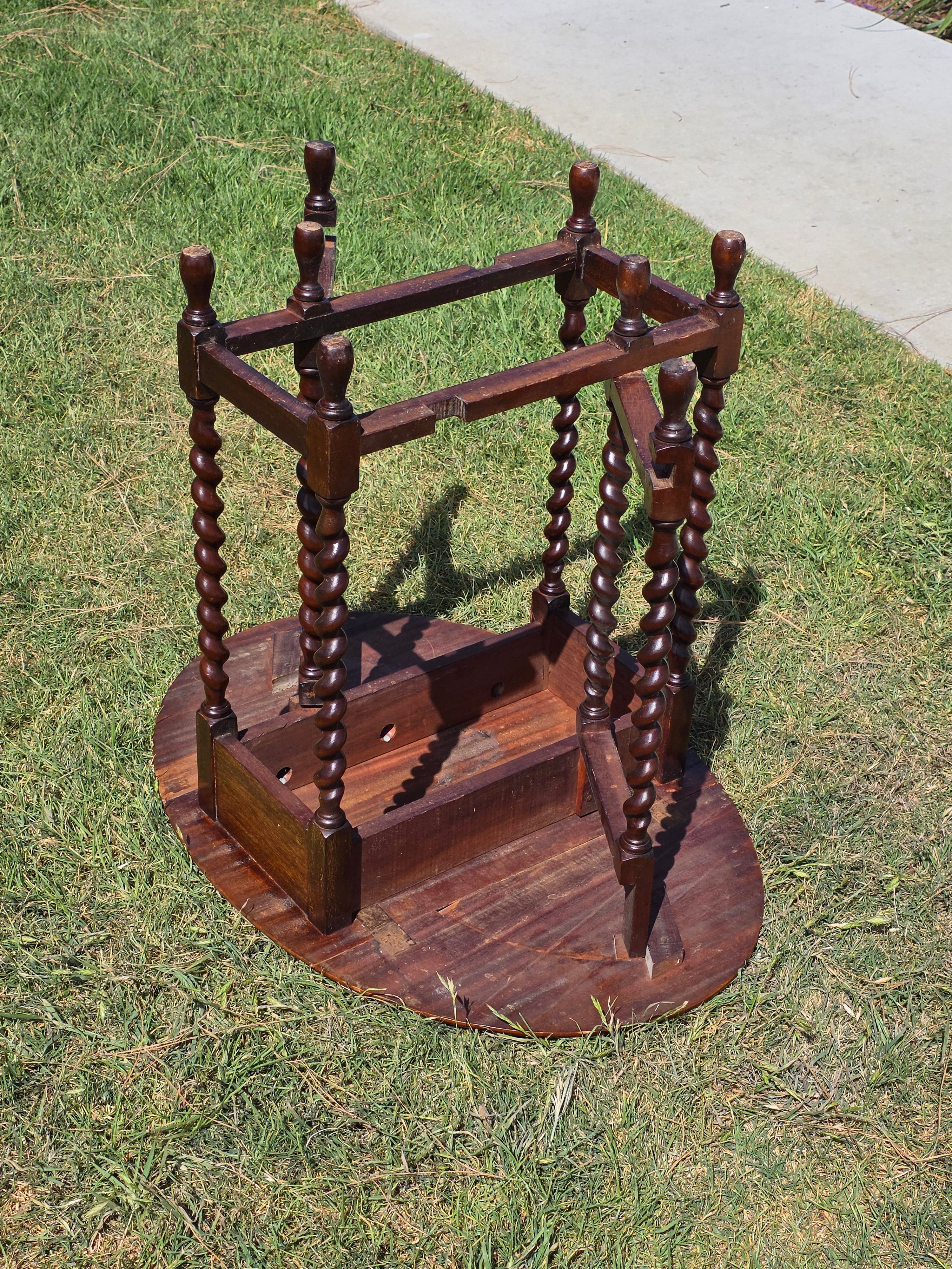 Vintage Barley Twist Gateleg Table Small Drop Leaf Oval Oak Side Accent Table